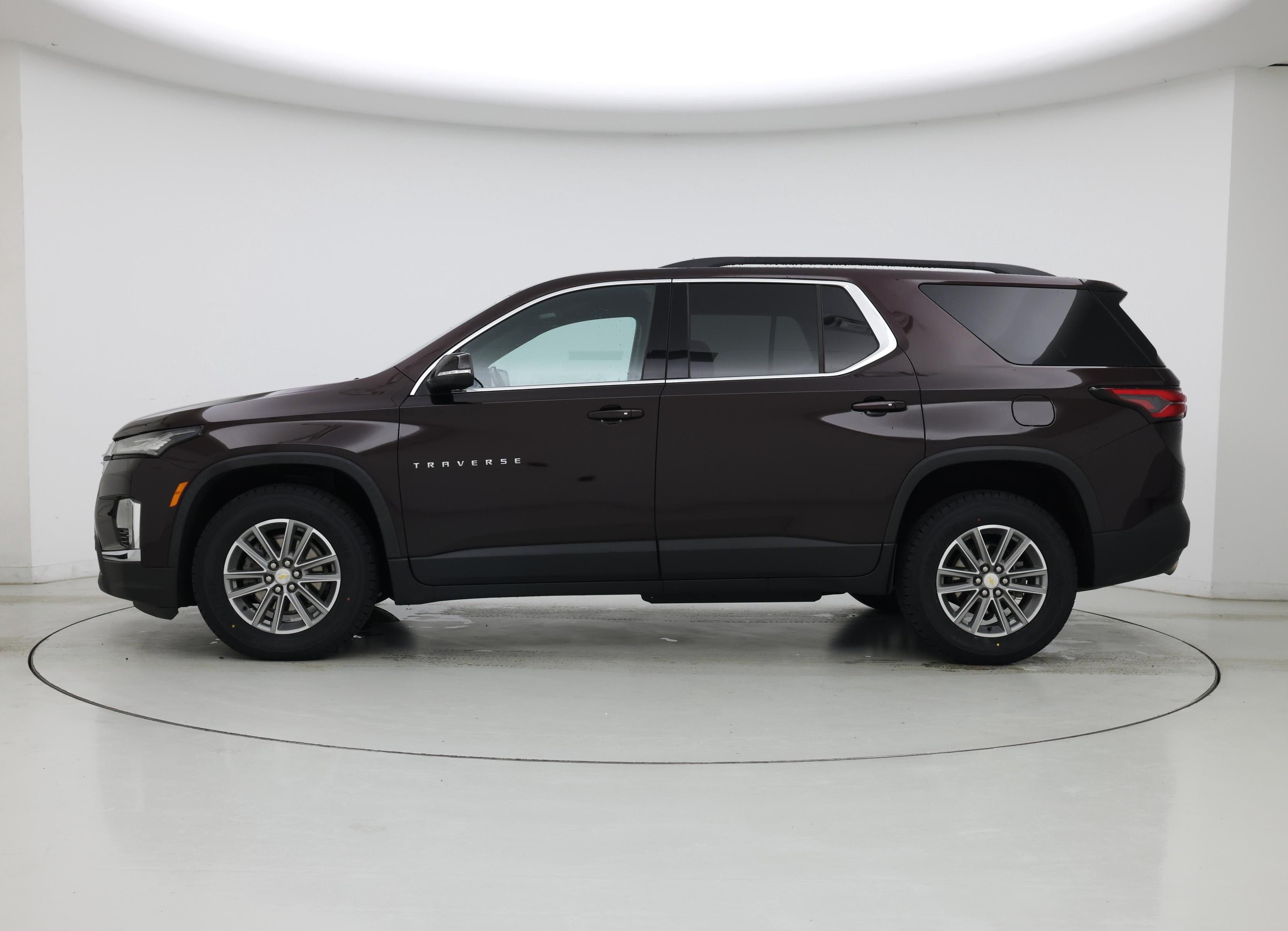 Thumbnail: 2022 Chevrolet Traverse - 3