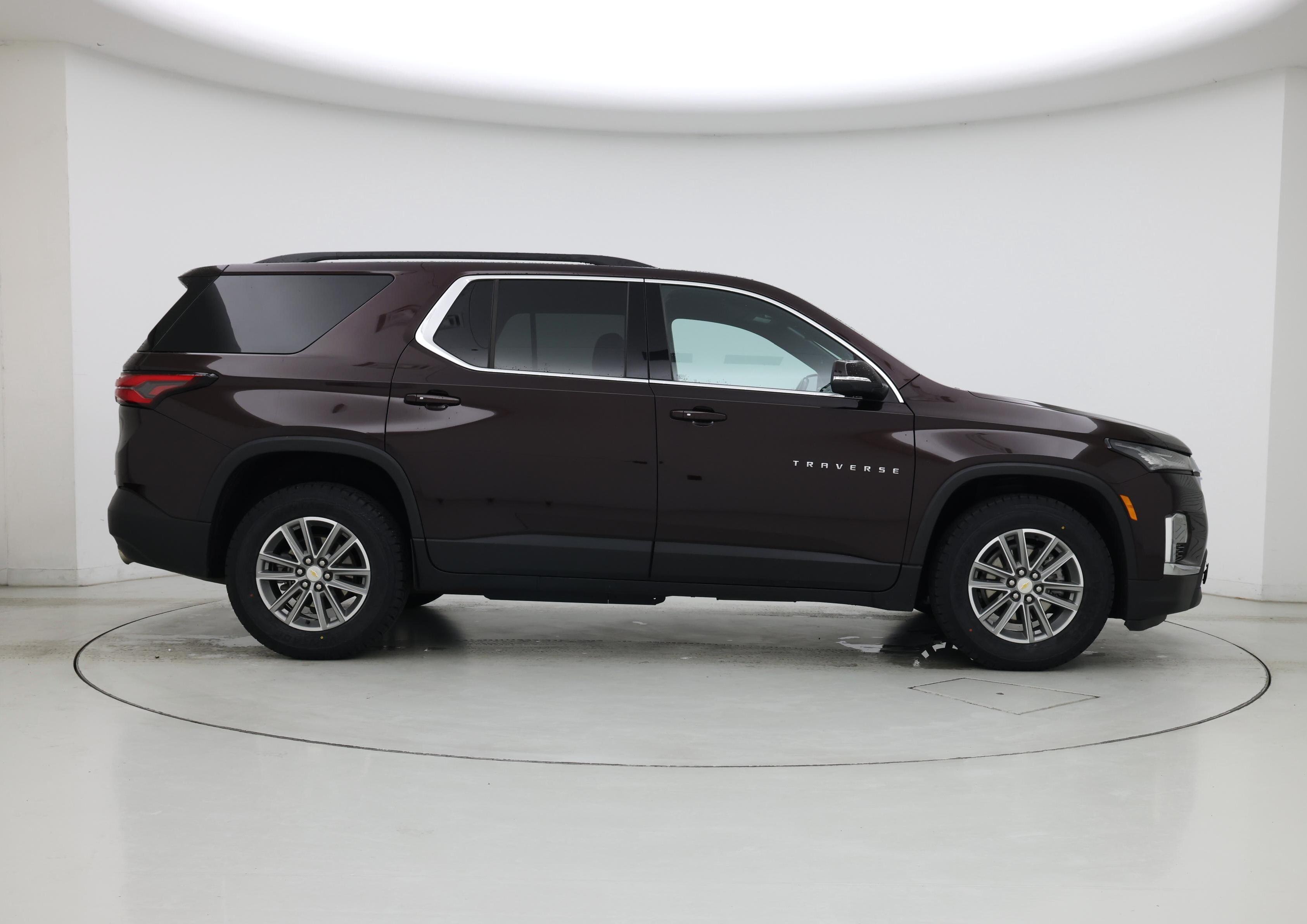 Thumbnail: 2022 Chevrolet Traverse - 7