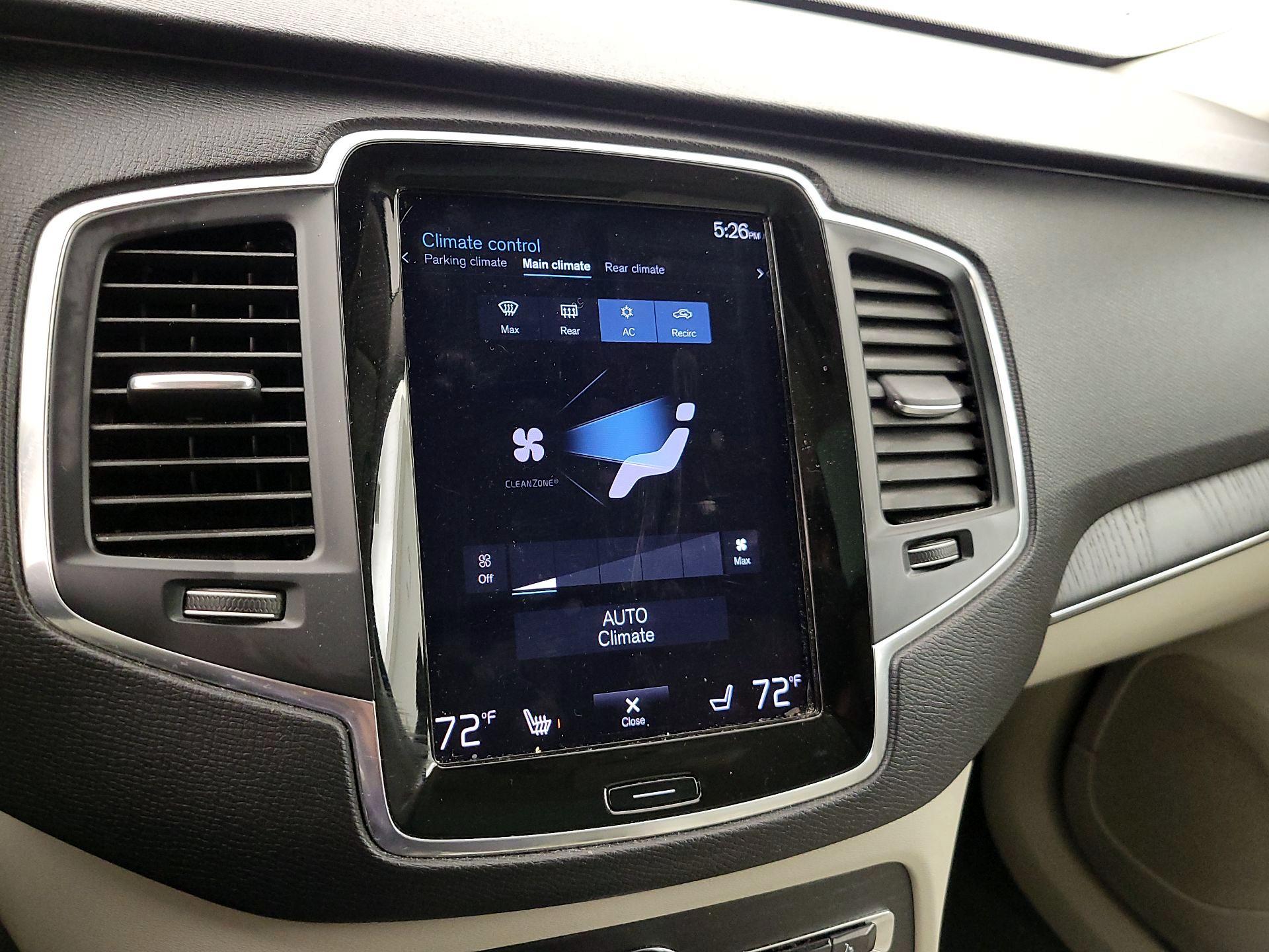 Thumbnail: 2020 Volvo XC90 - 17