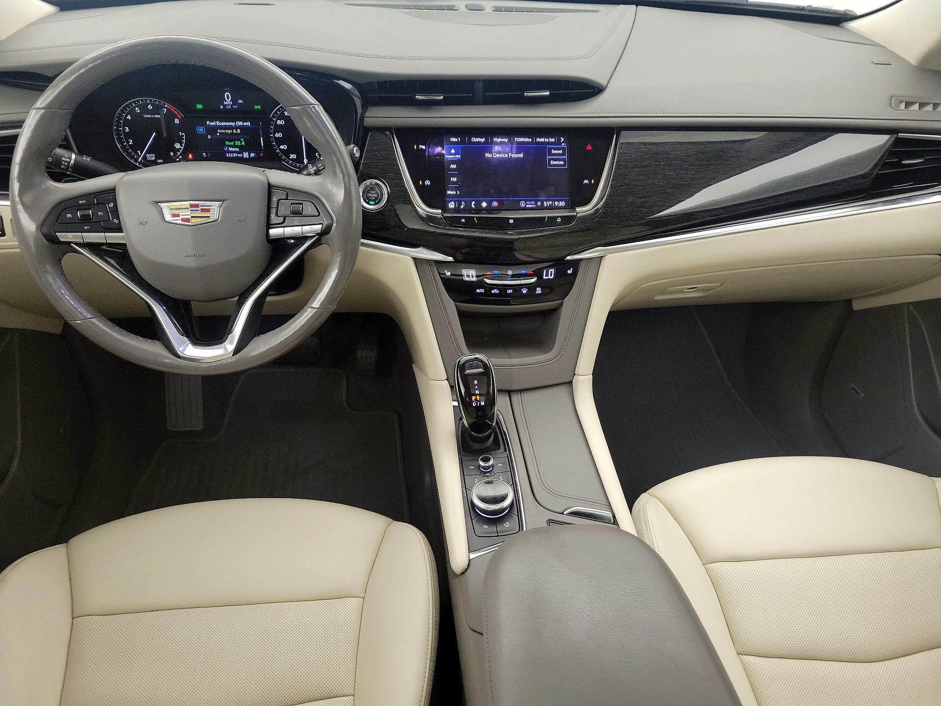 Thumbnail: 2021 Cadillac XT6 - 9