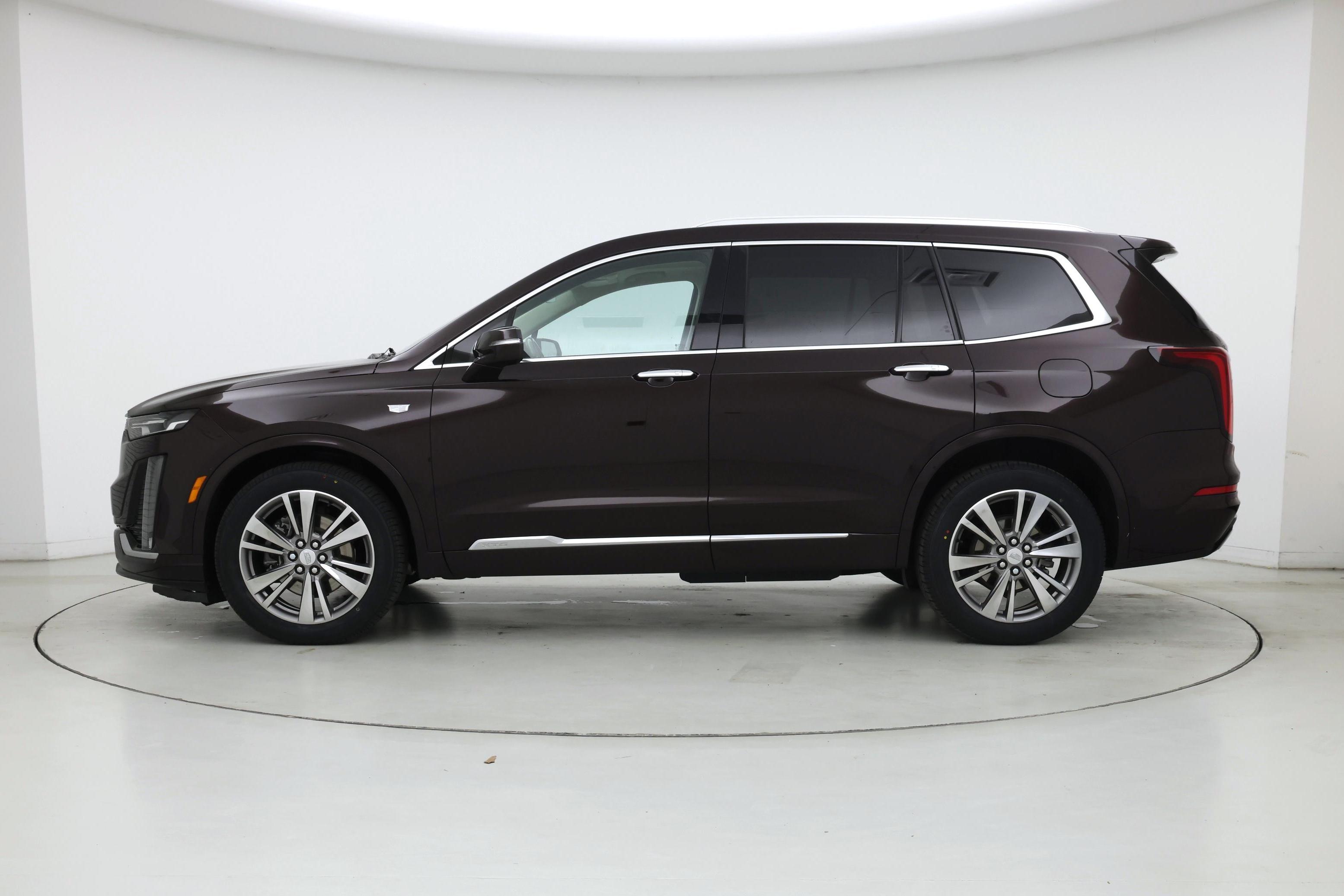 Thumbnail: 2021 Cadillac XT6 - 3