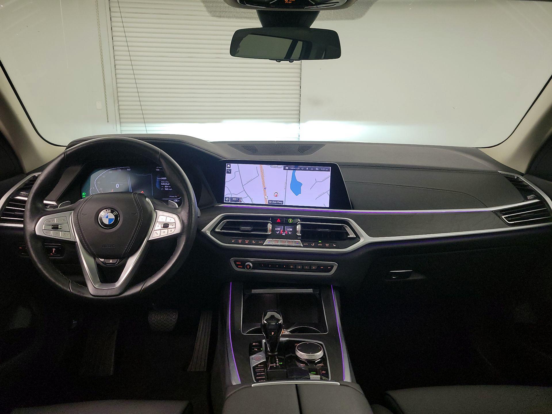 Thumbnail: 2021 BMW X7 - 9