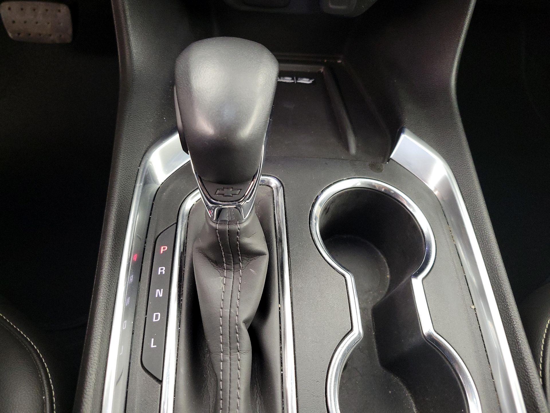 Thumbnail: 2022 Chevrolet Traverse - 17