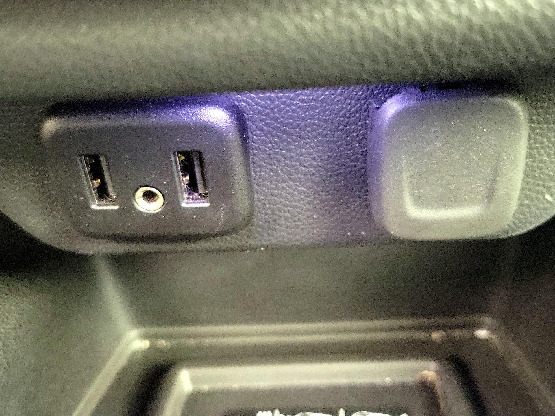 Thumbnail: 2022 Chevrolet Traverse - 18