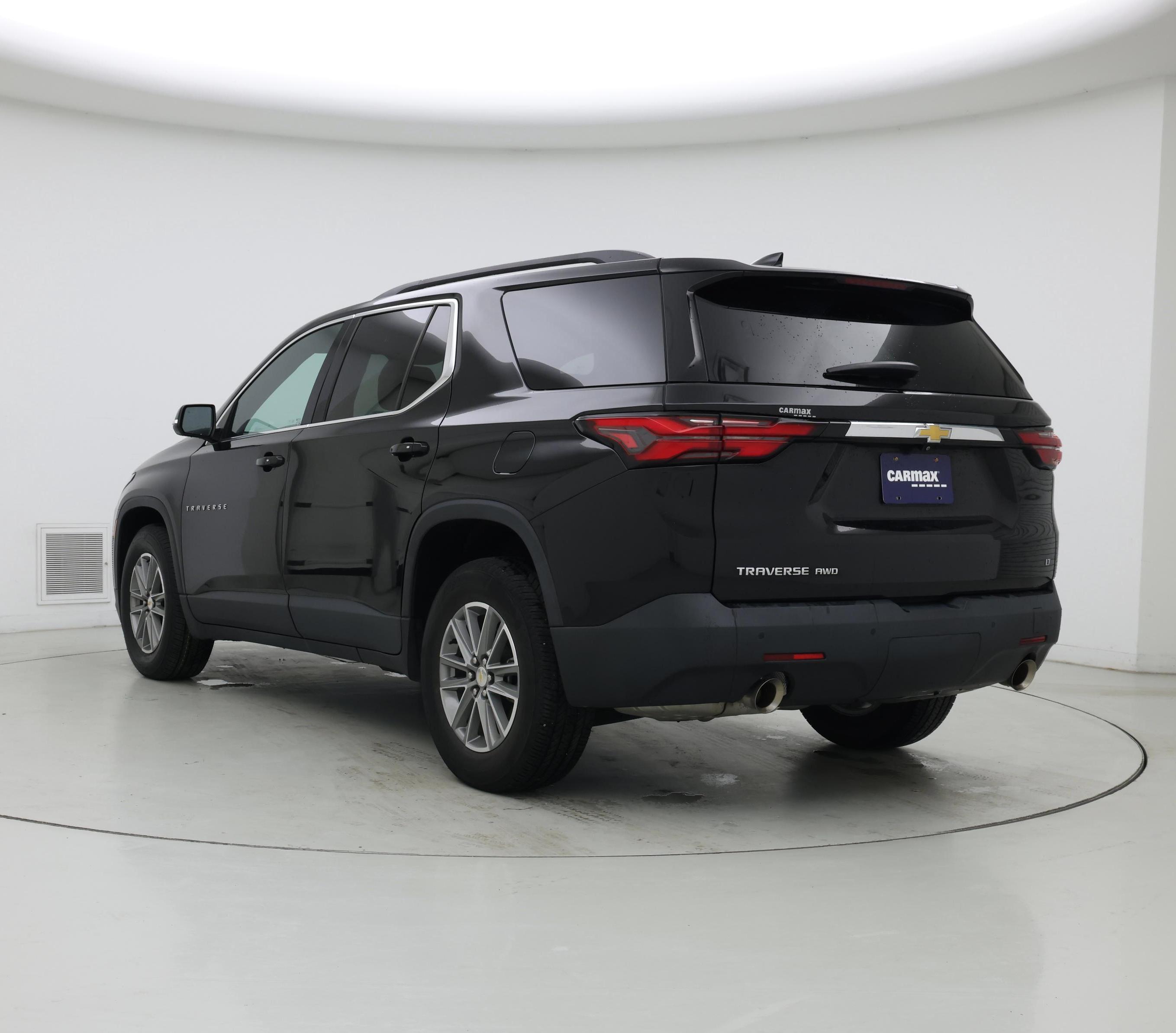 Thumbnail: 2022 Chevrolet Traverse - 2