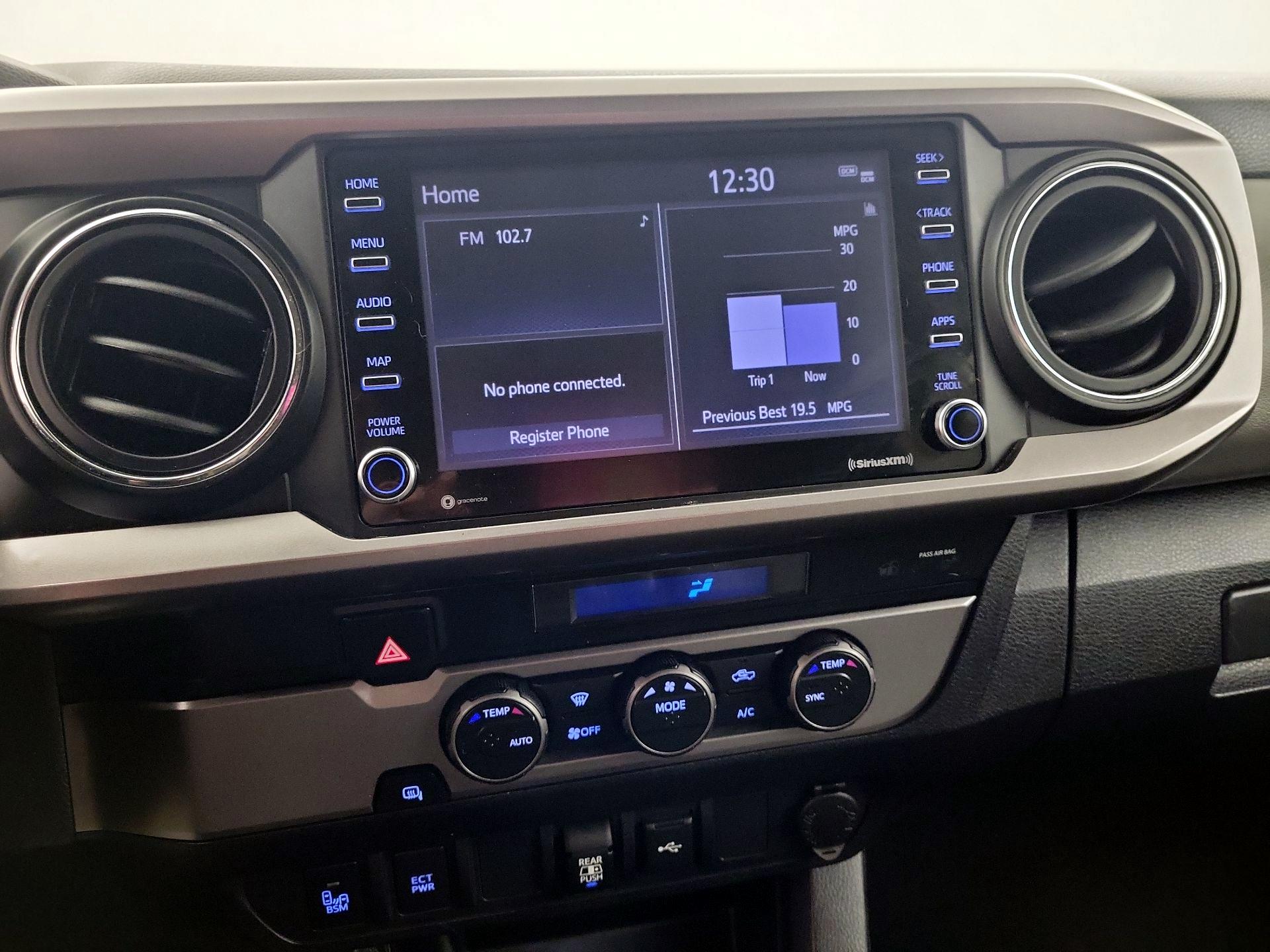 Thumbnail: 2022 Toyota Tacoma - 12