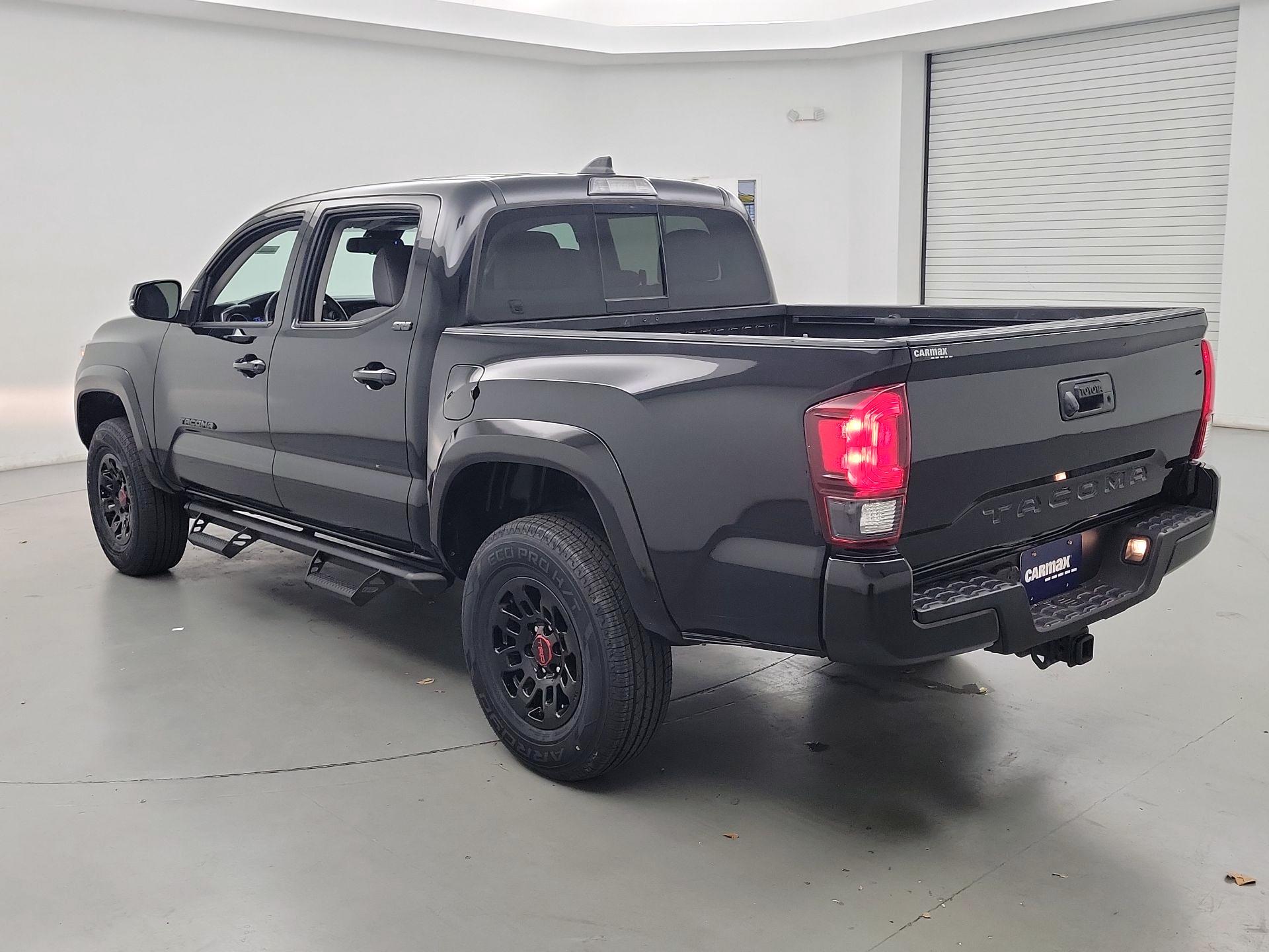 Thumbnail: 2022 Toyota Tacoma - 7