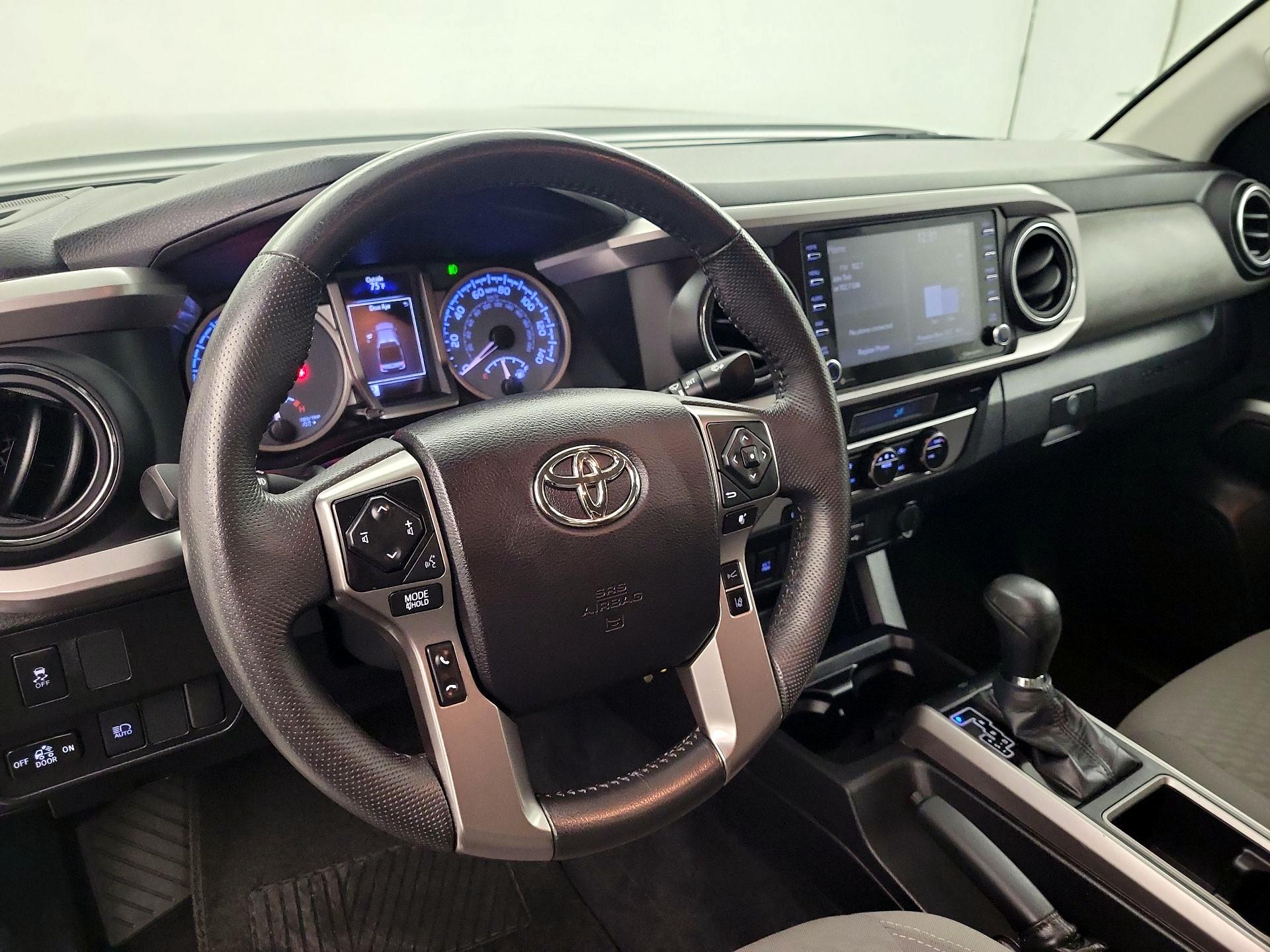 Thumbnail: 2022 Toyota Tacoma - 8