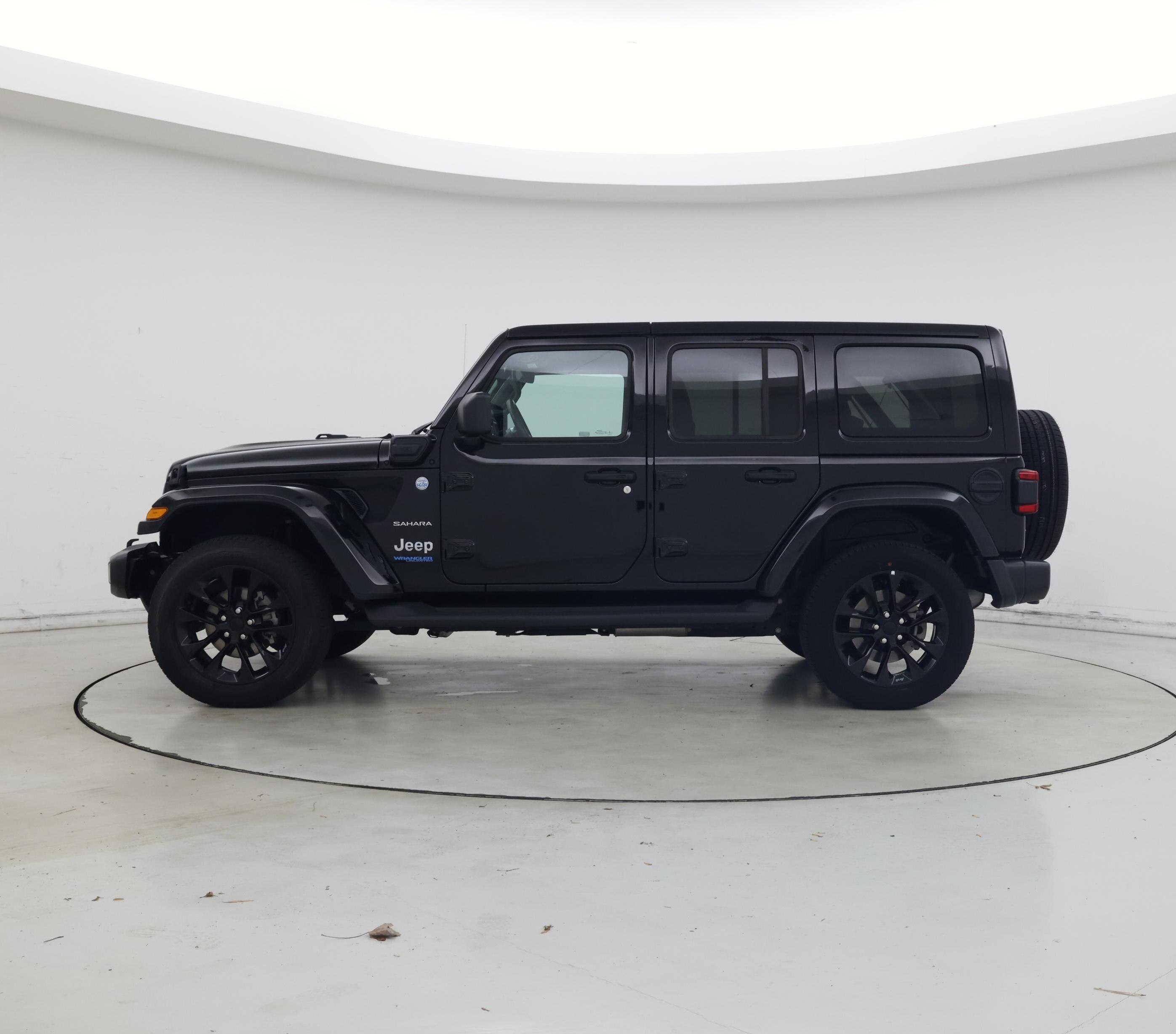 Thumbnail: 2021 Jeep Wrangler - 3