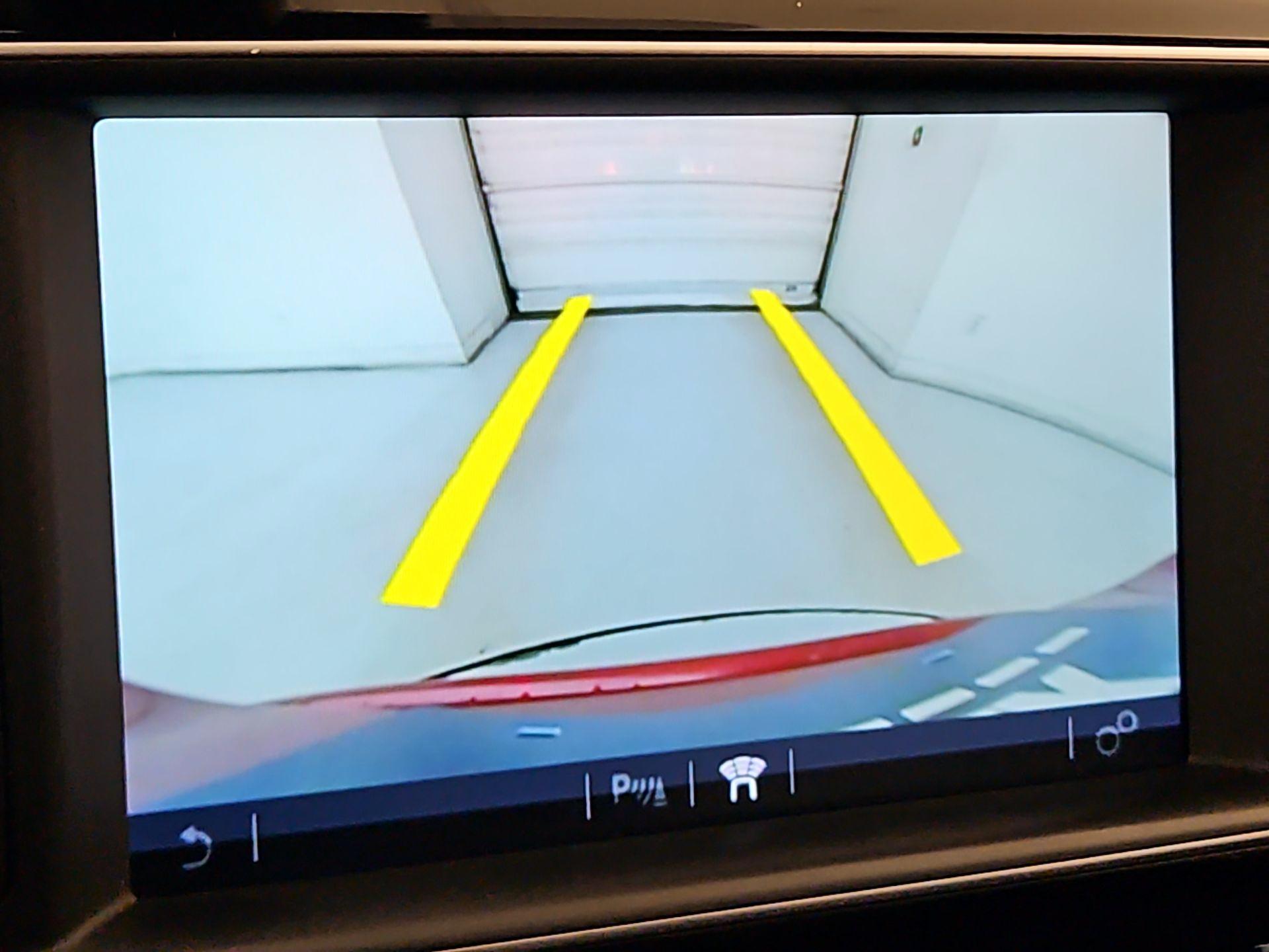 Thumbnail: 2018 Jaguar F-Pace - 15