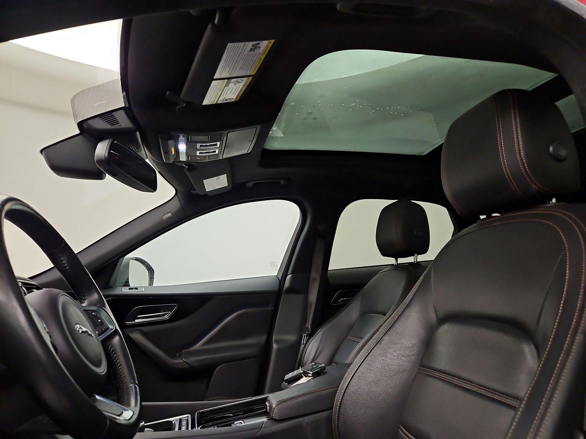 Thumbnail: 2018 Jaguar F-Pace - 20