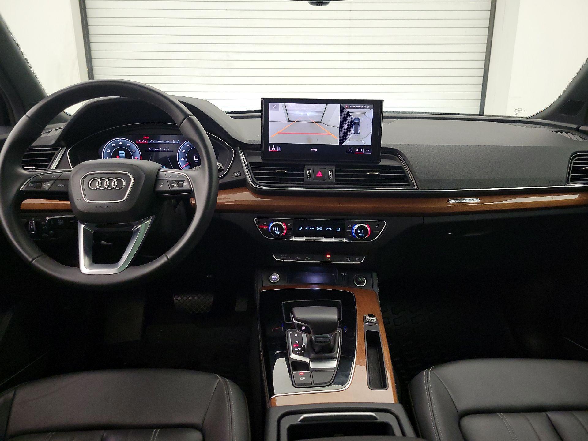 Thumbnail: 2022 Audi Q5 - 9