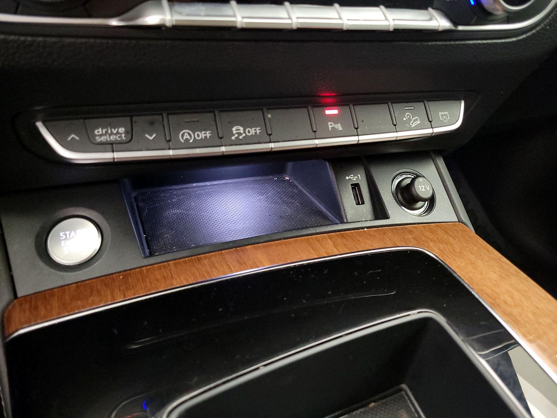 Thumbnail: 2022 Audi Q5 - 18