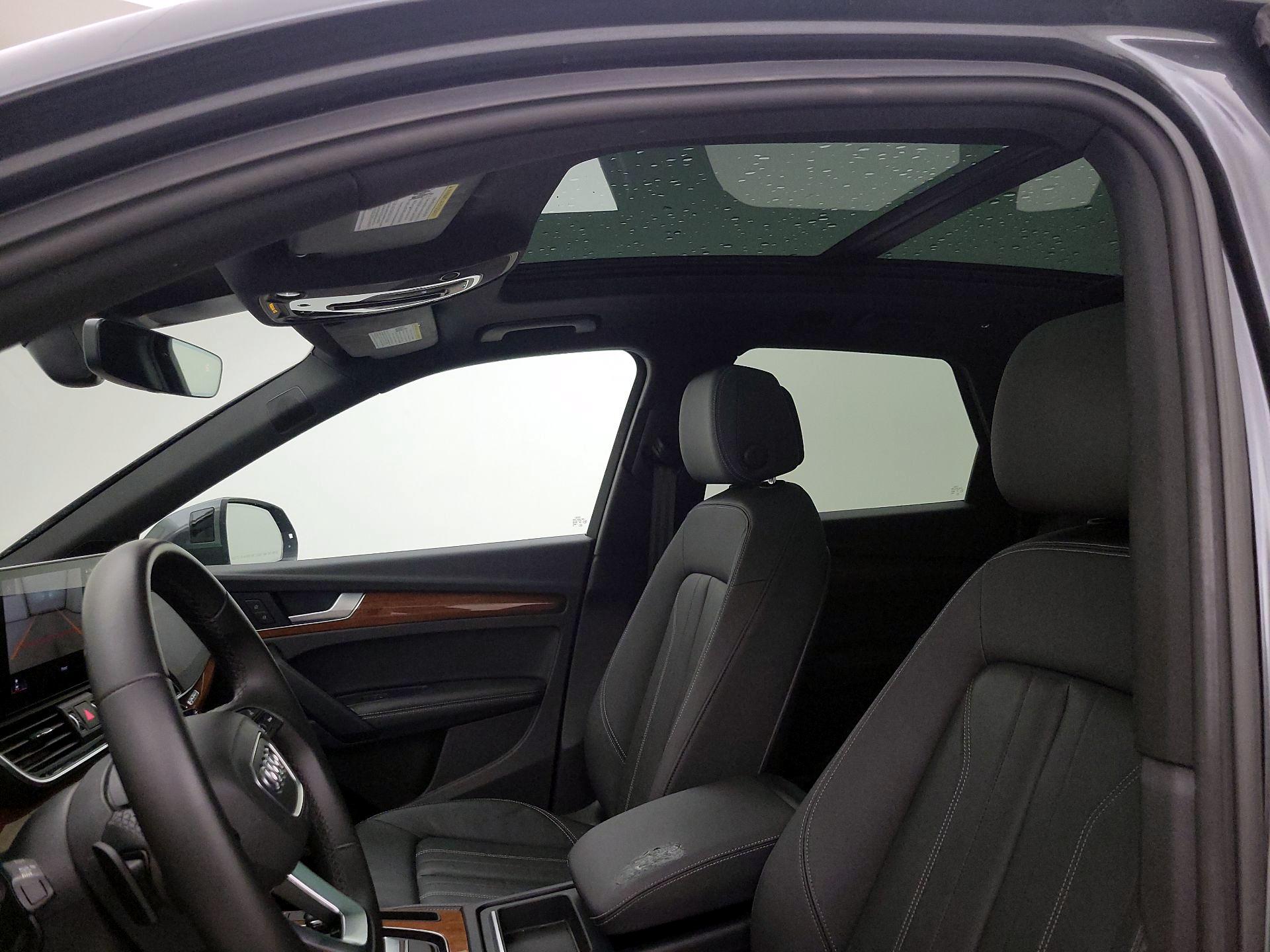 Thumbnail: 2022 Audi Q5 - 19