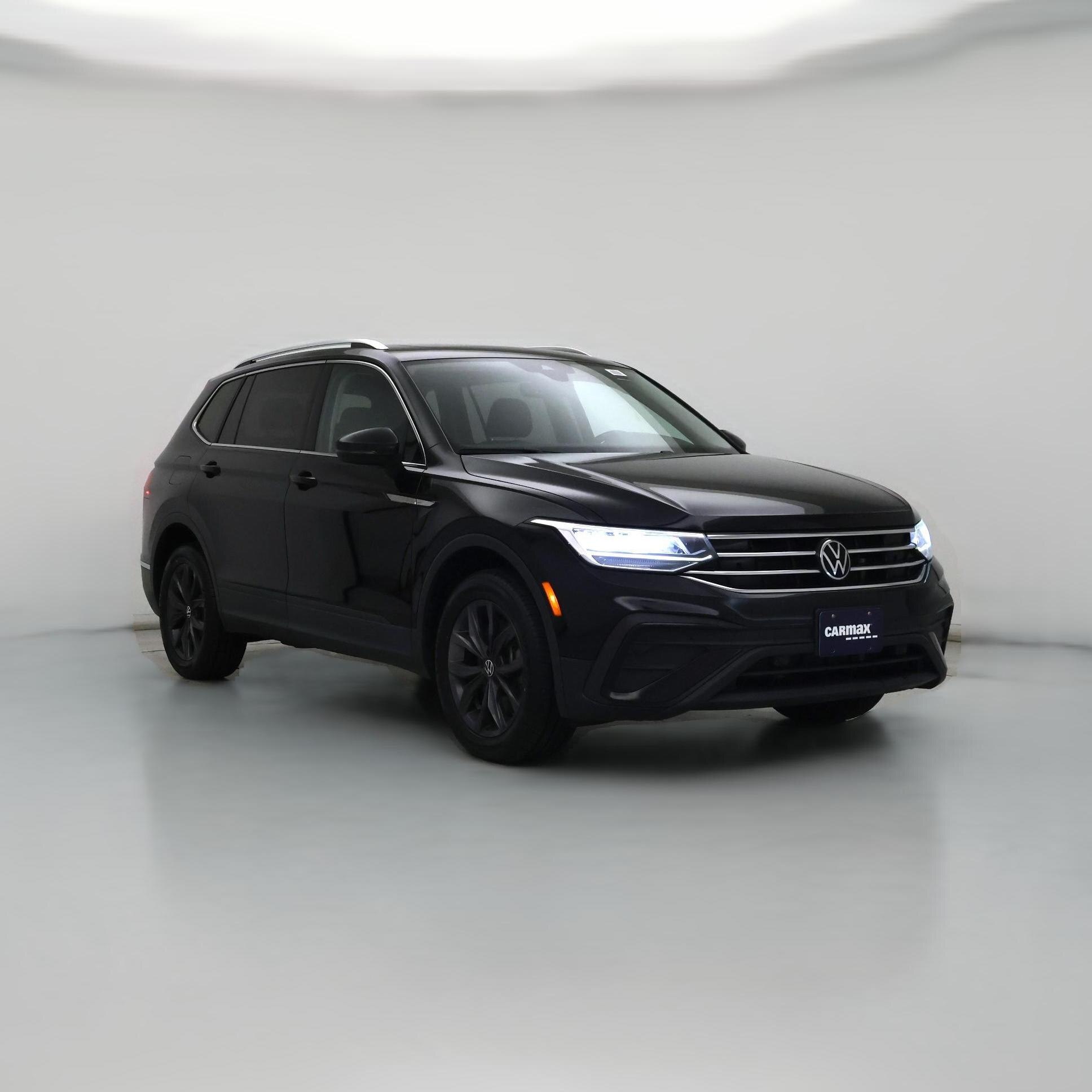 Thumbnail: 2022 Volkswagen Tiguan - 1
