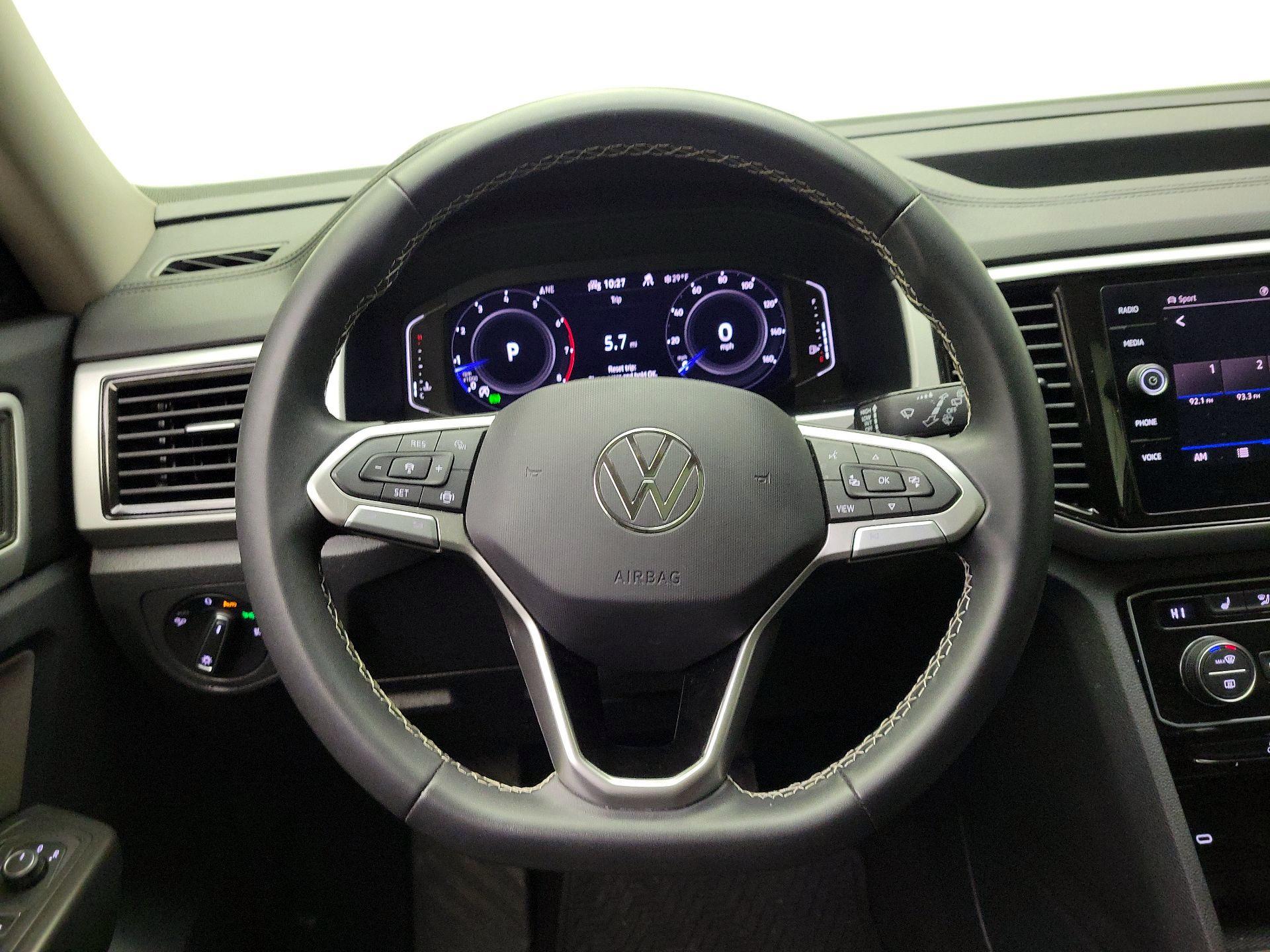 Thumbnail: 2023 Volkswagen Atlas - 10