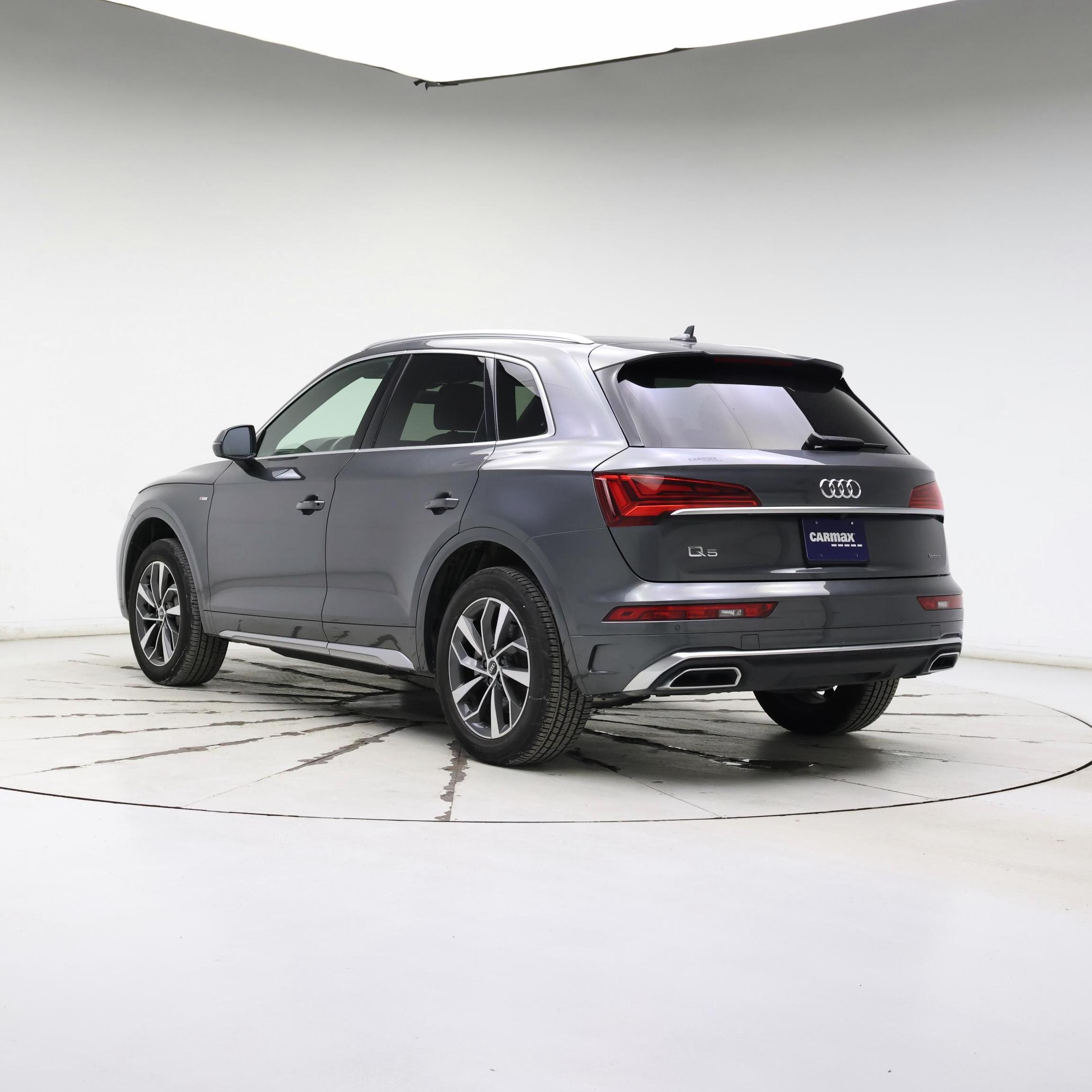 Thumbnail: 2022 Audi Q5 - 2