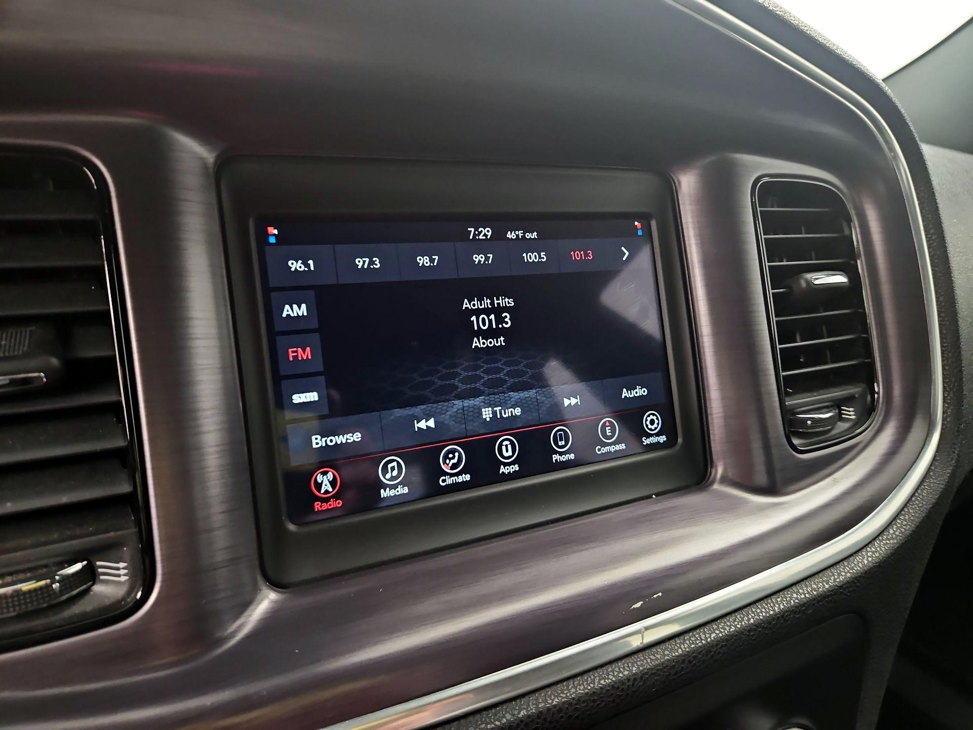 Thumbnail: 2018 Dodge Charger - 15