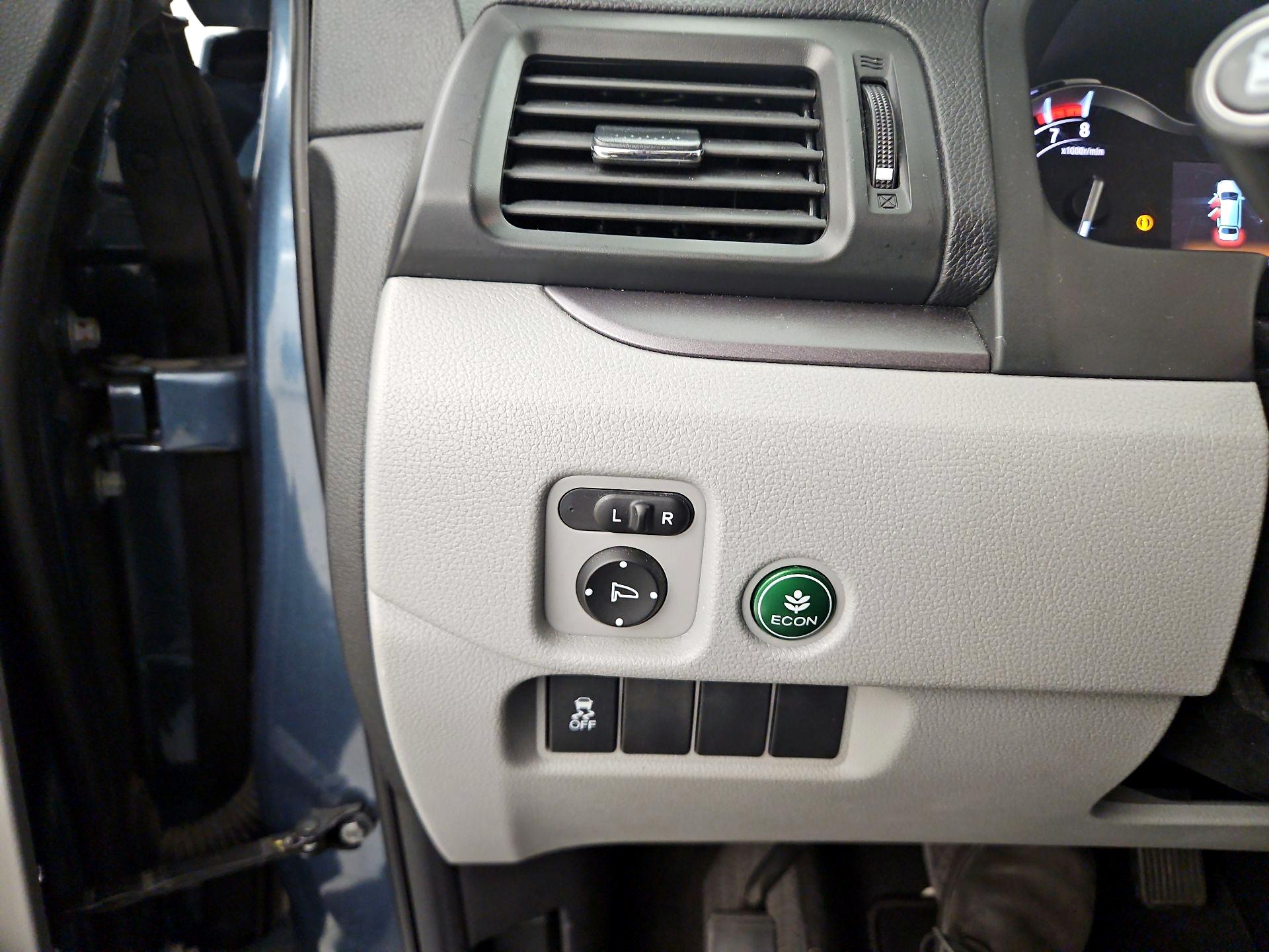 Thumbnail: 2018 Honda Pilot - 13