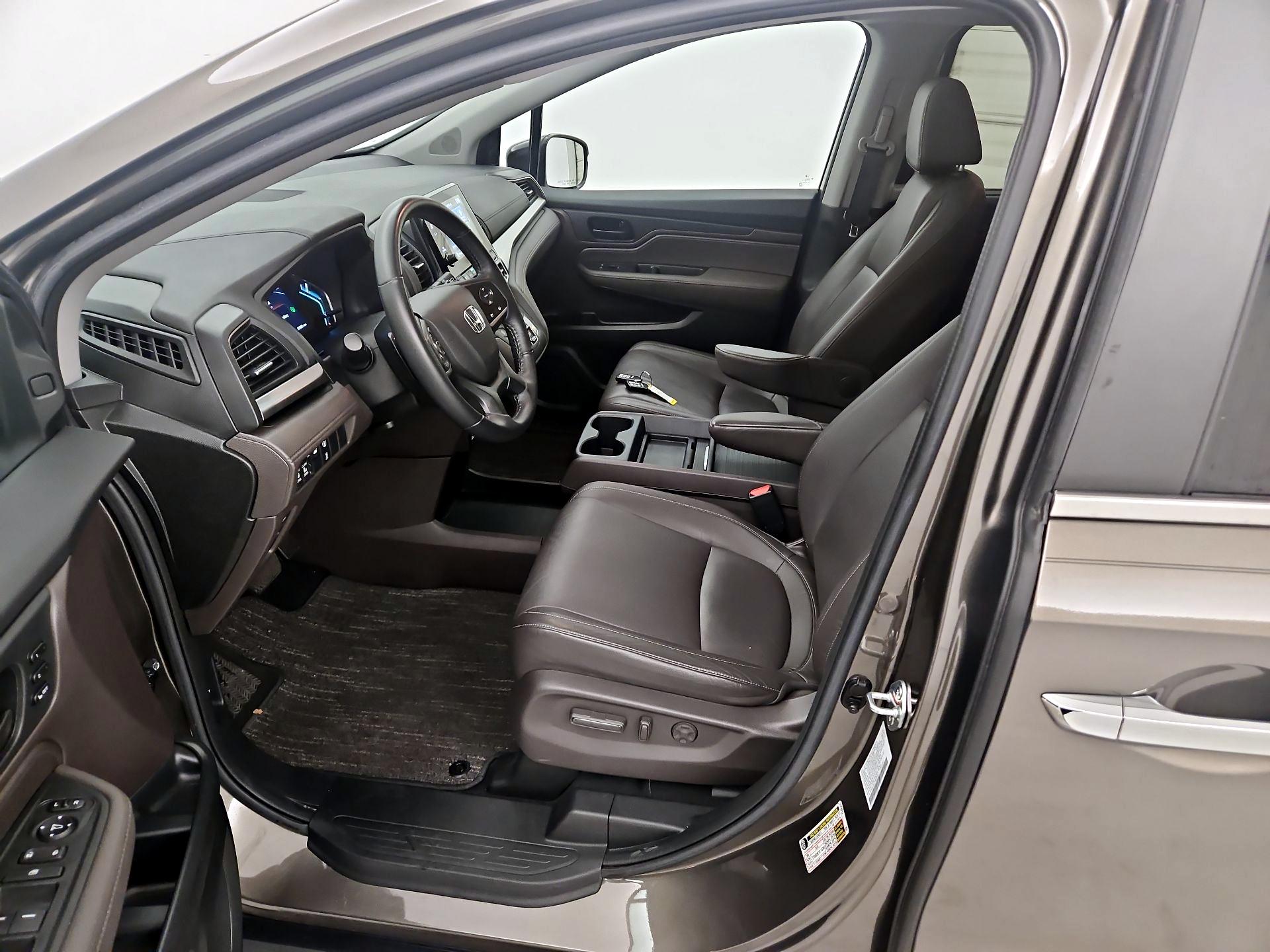 Thumbnail: 2023 Honda Odyssey - 11