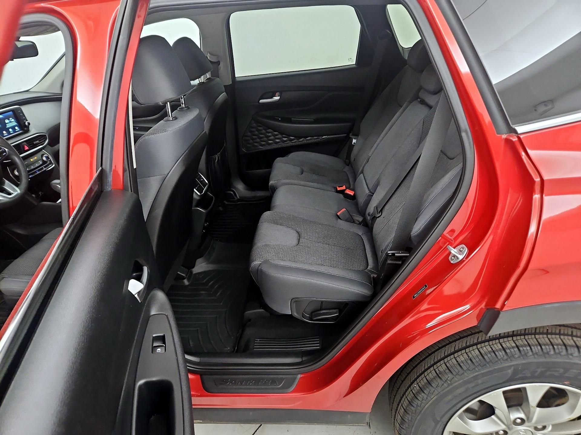 Thumbnail: 2019 Hyundai Santa Fe - 19