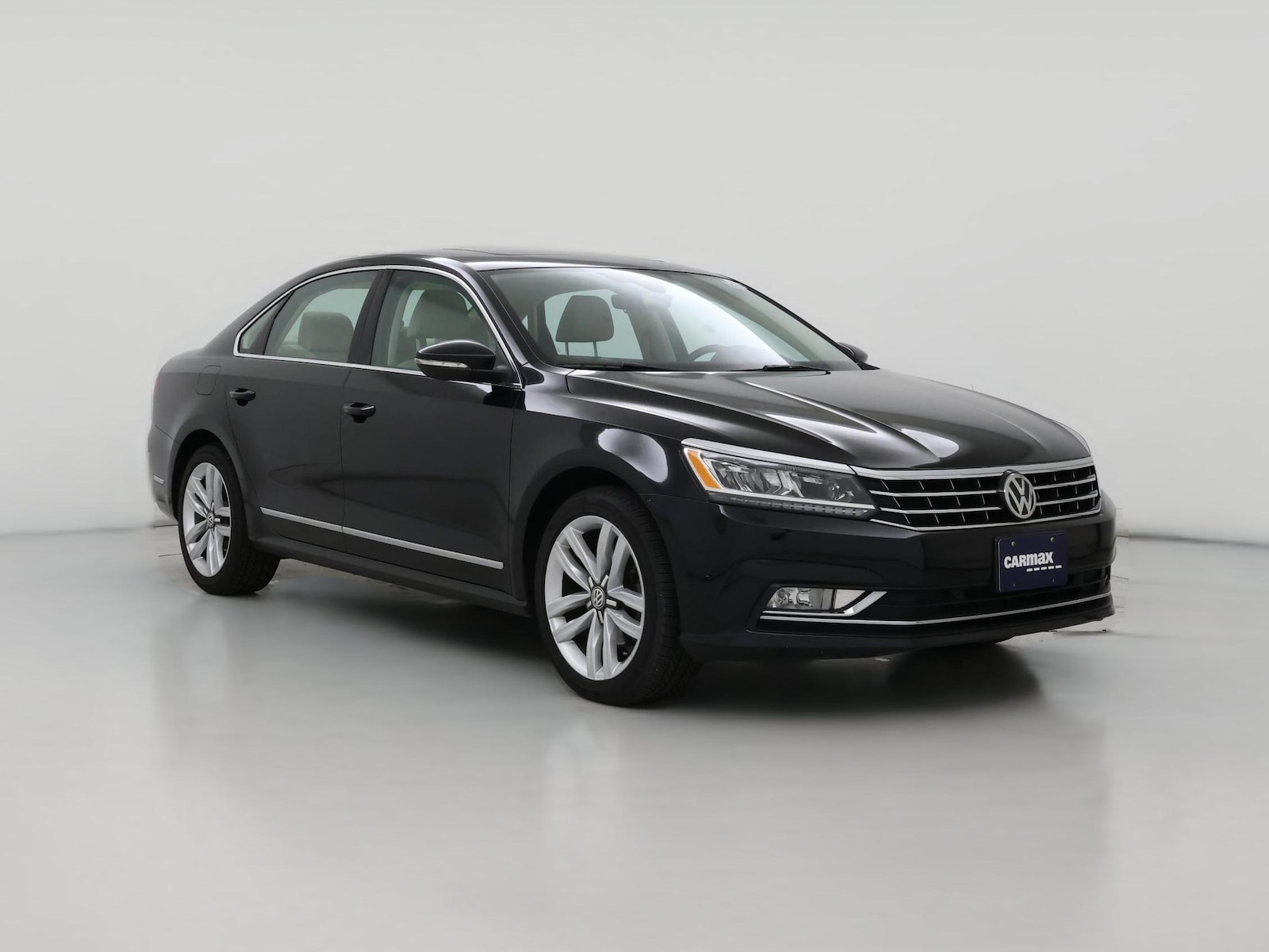 2017 Volkswagen Passat SEL Premium