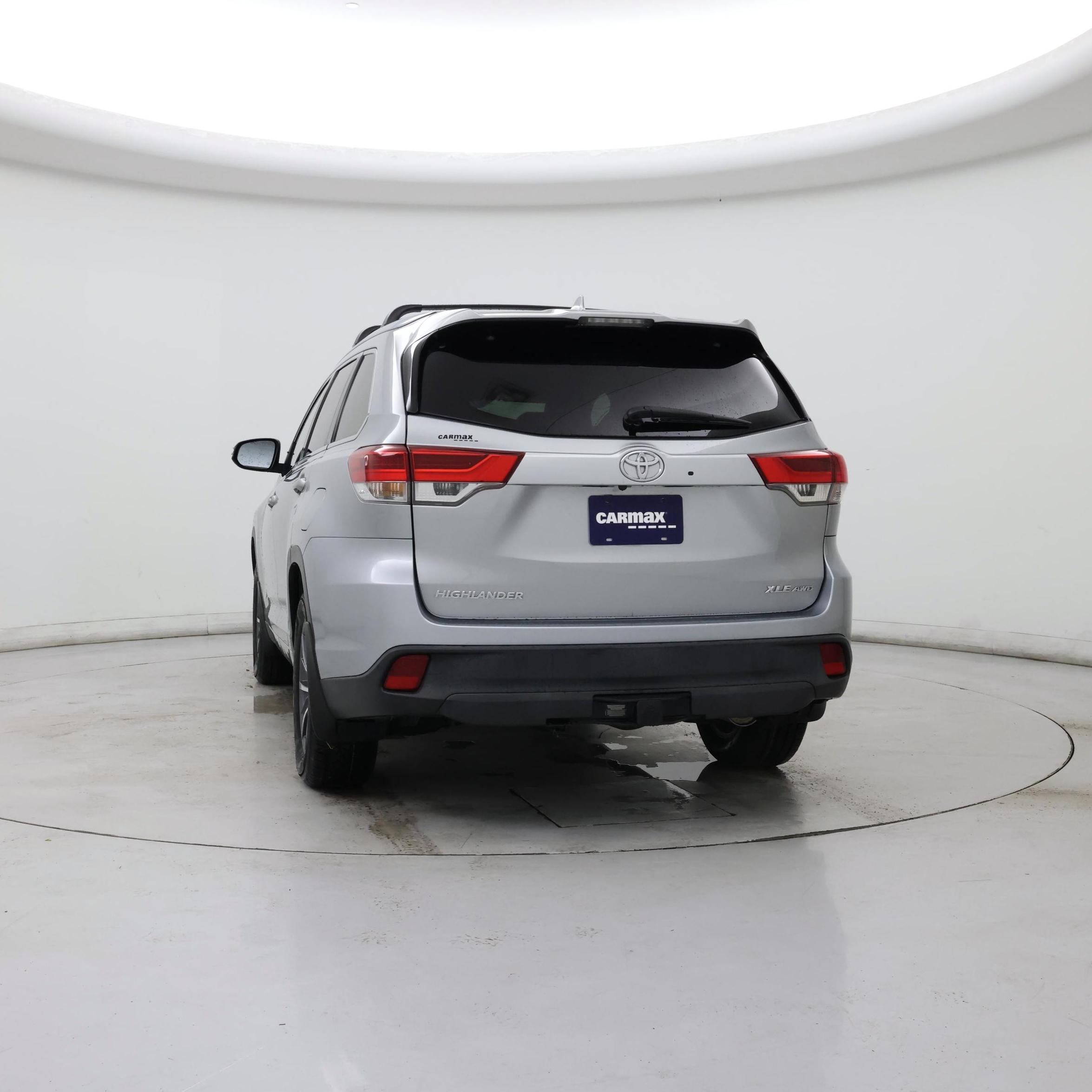 Thumbnail: 2017 Toyota Highlander - 6