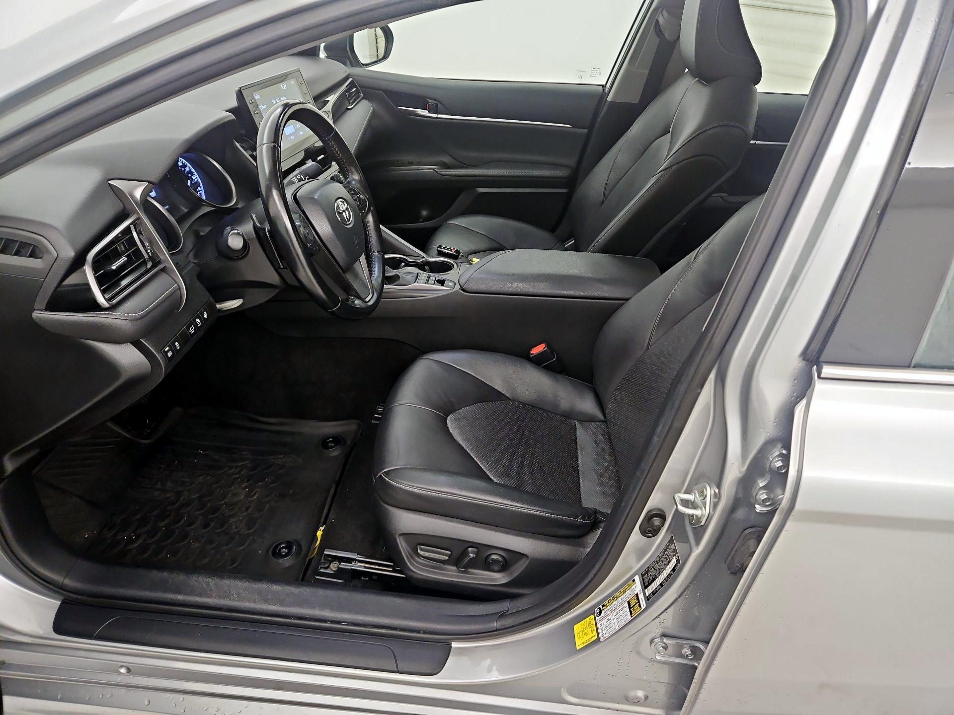 Thumbnail: 2021 Toyota Camry - 11