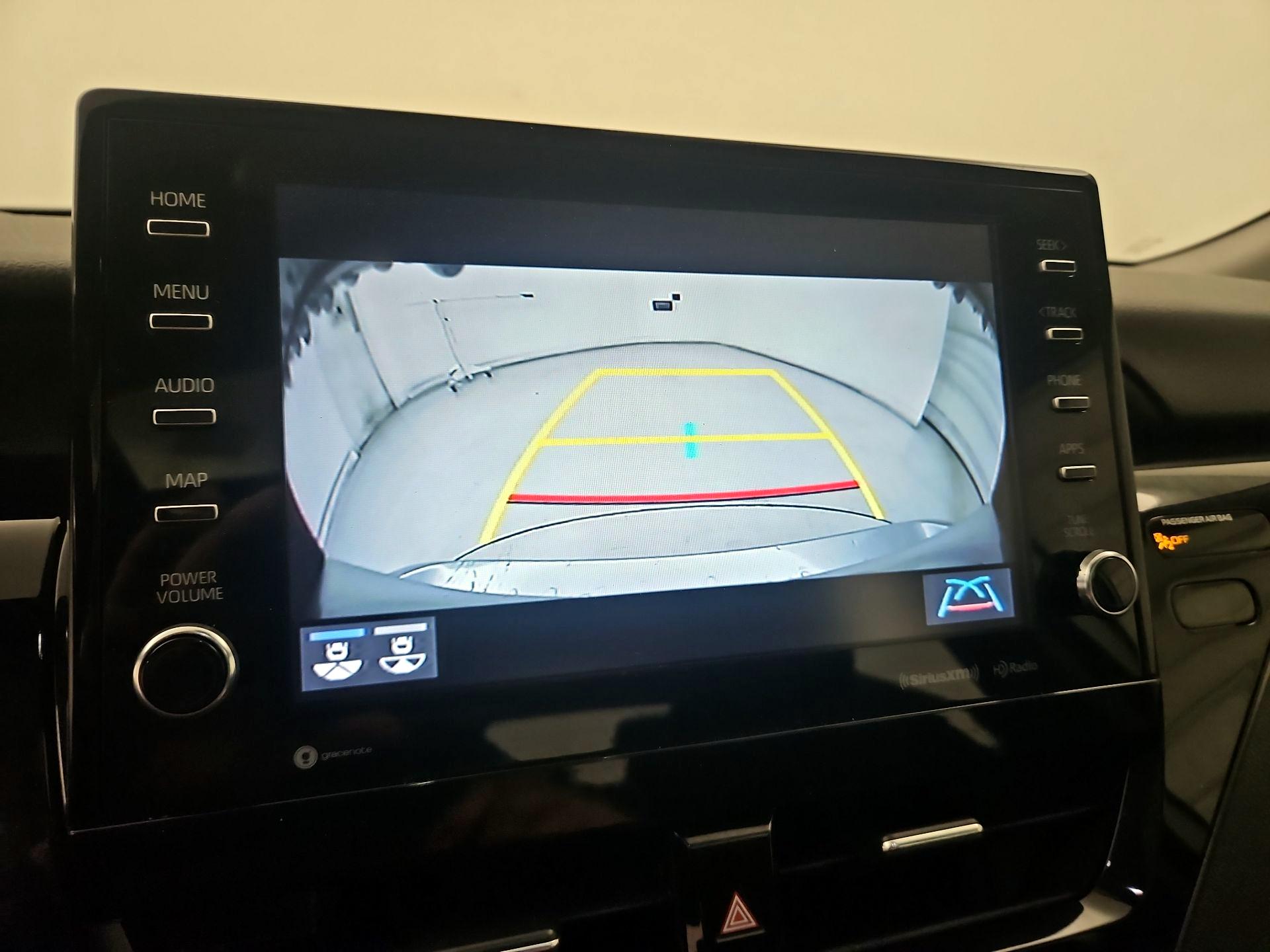 Thumbnail: 2021 Toyota Camry - 14