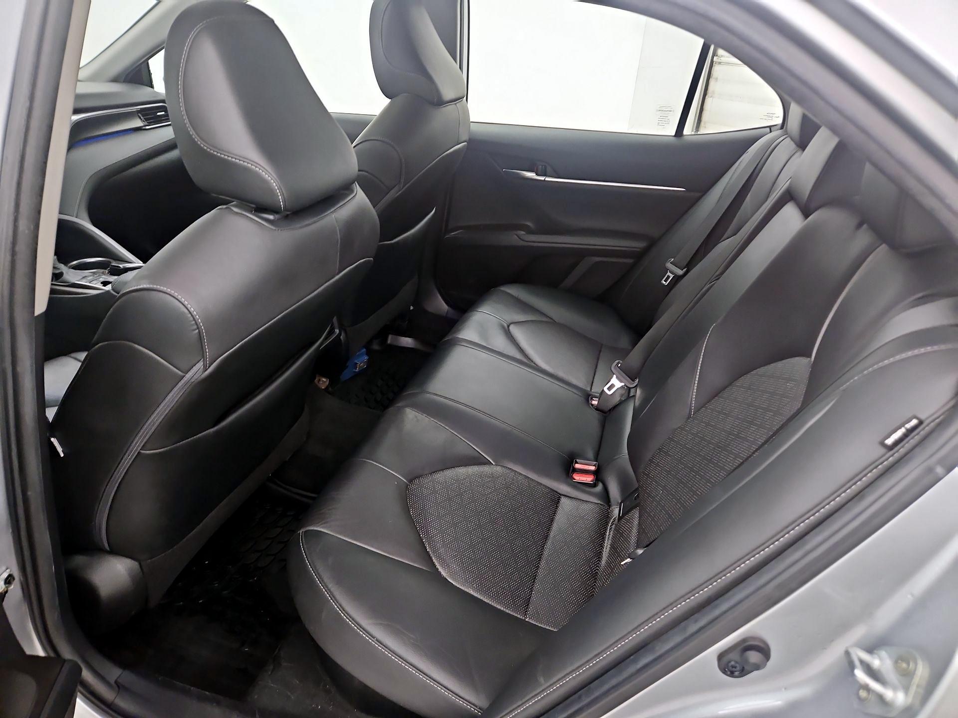 Thumbnail: 2021 Toyota Camry - 20