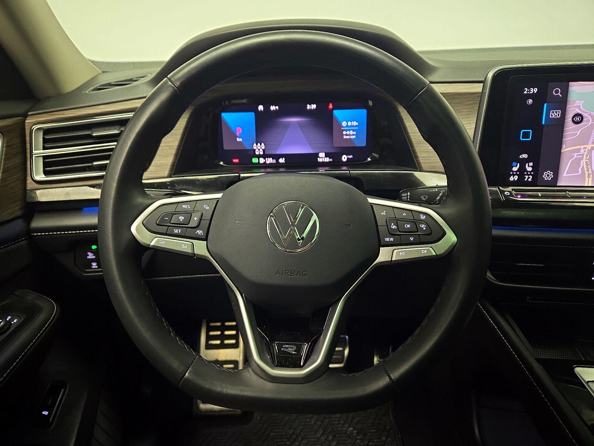 Thumbnail: 2024 Volkswagen Atlas - 10