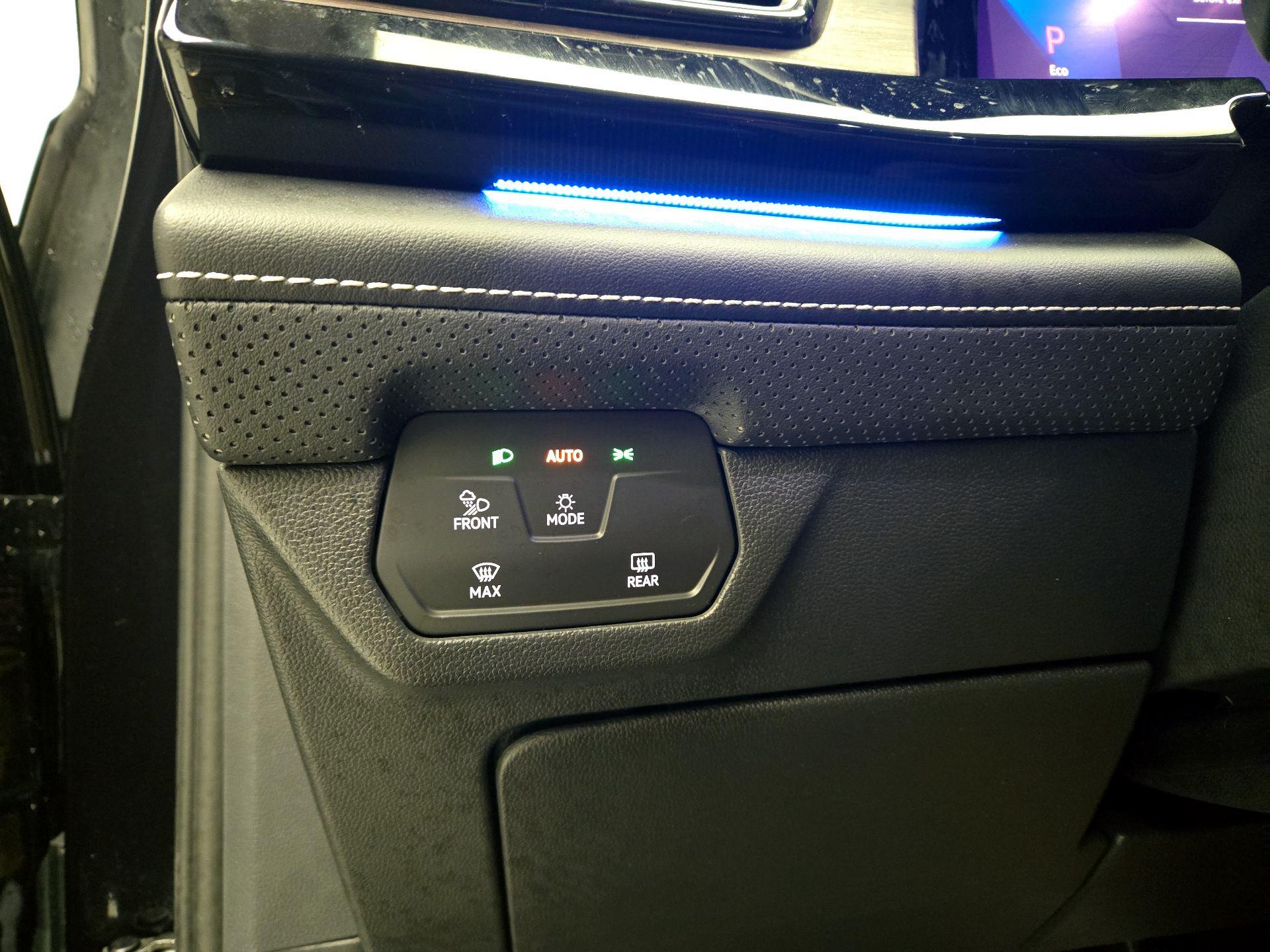 Thumbnail: 2024 Volkswagen Atlas - 13