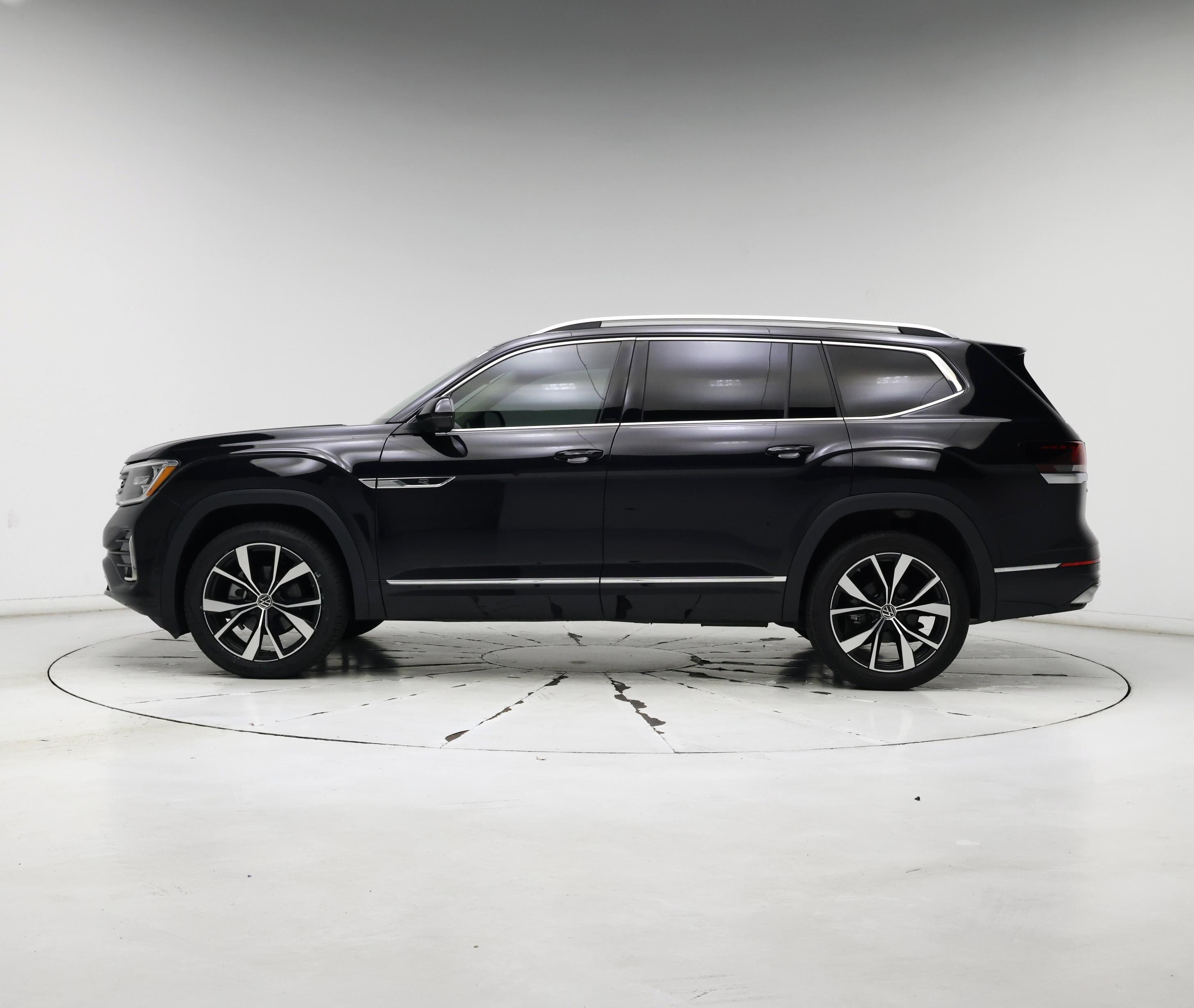 Thumbnail: 2024 Volkswagen Atlas - 3