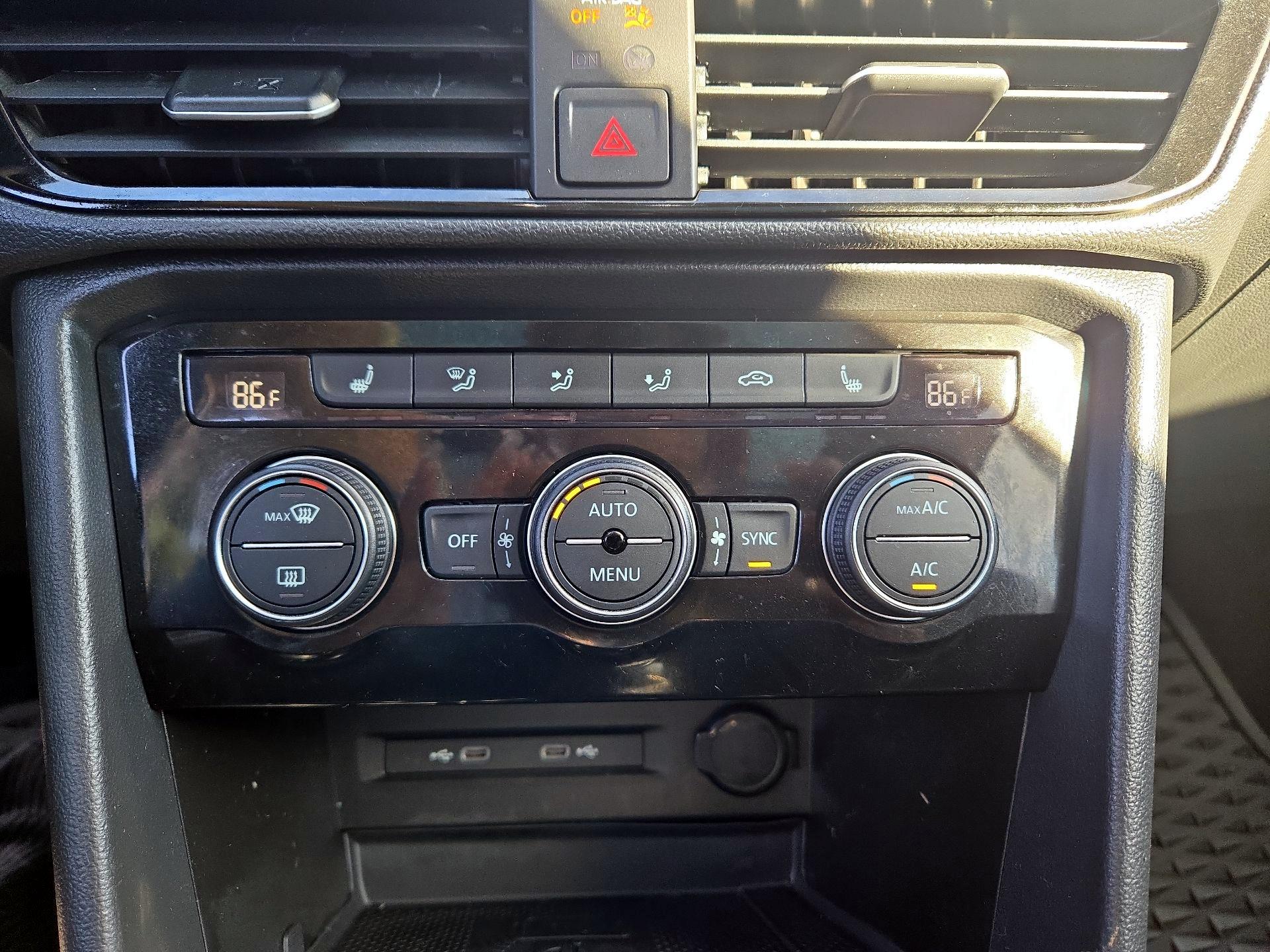 Thumbnail: 2024 Volkswagen Taos - 16