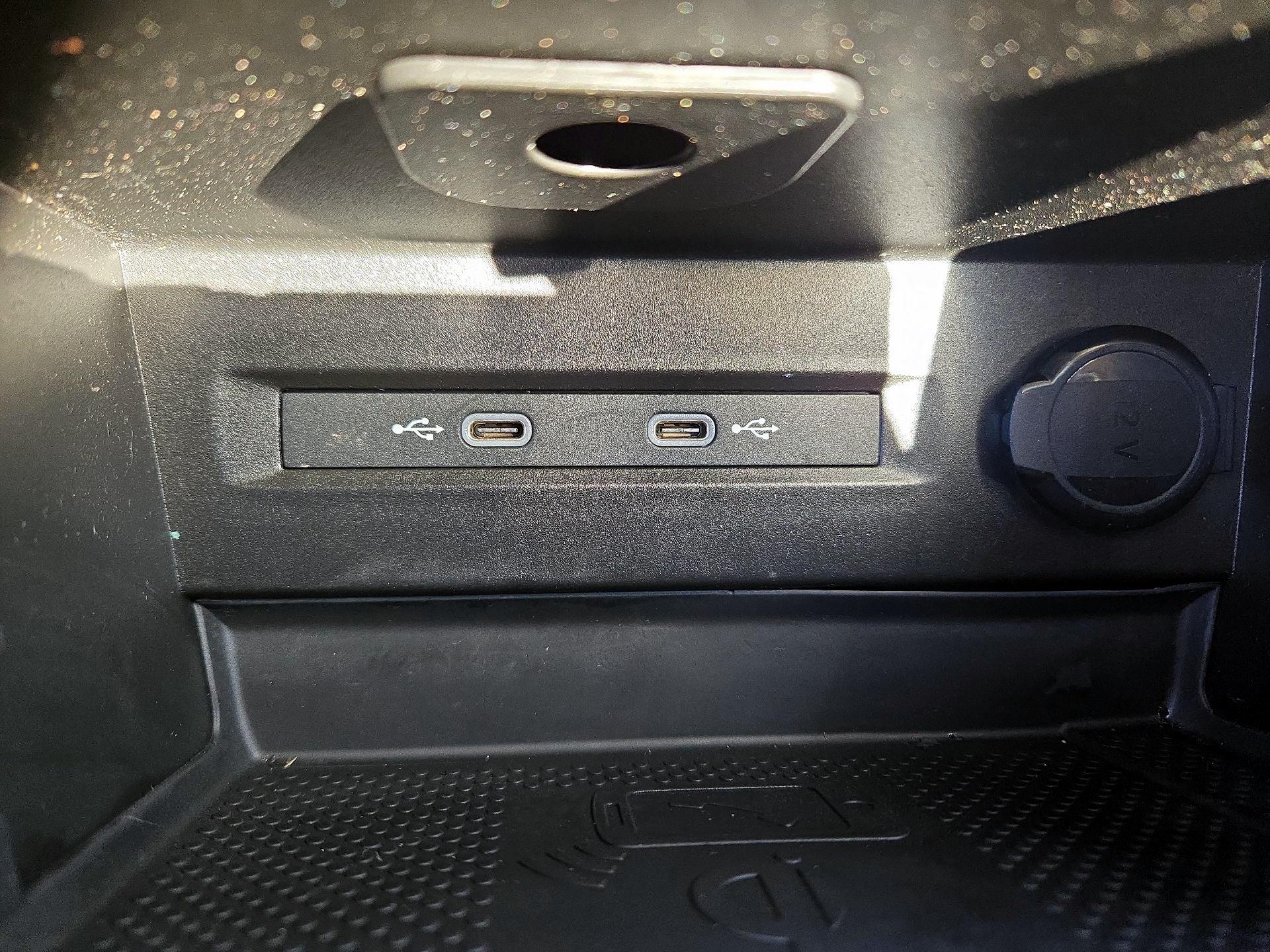 Thumbnail: 2024 Volkswagen Taos - 18