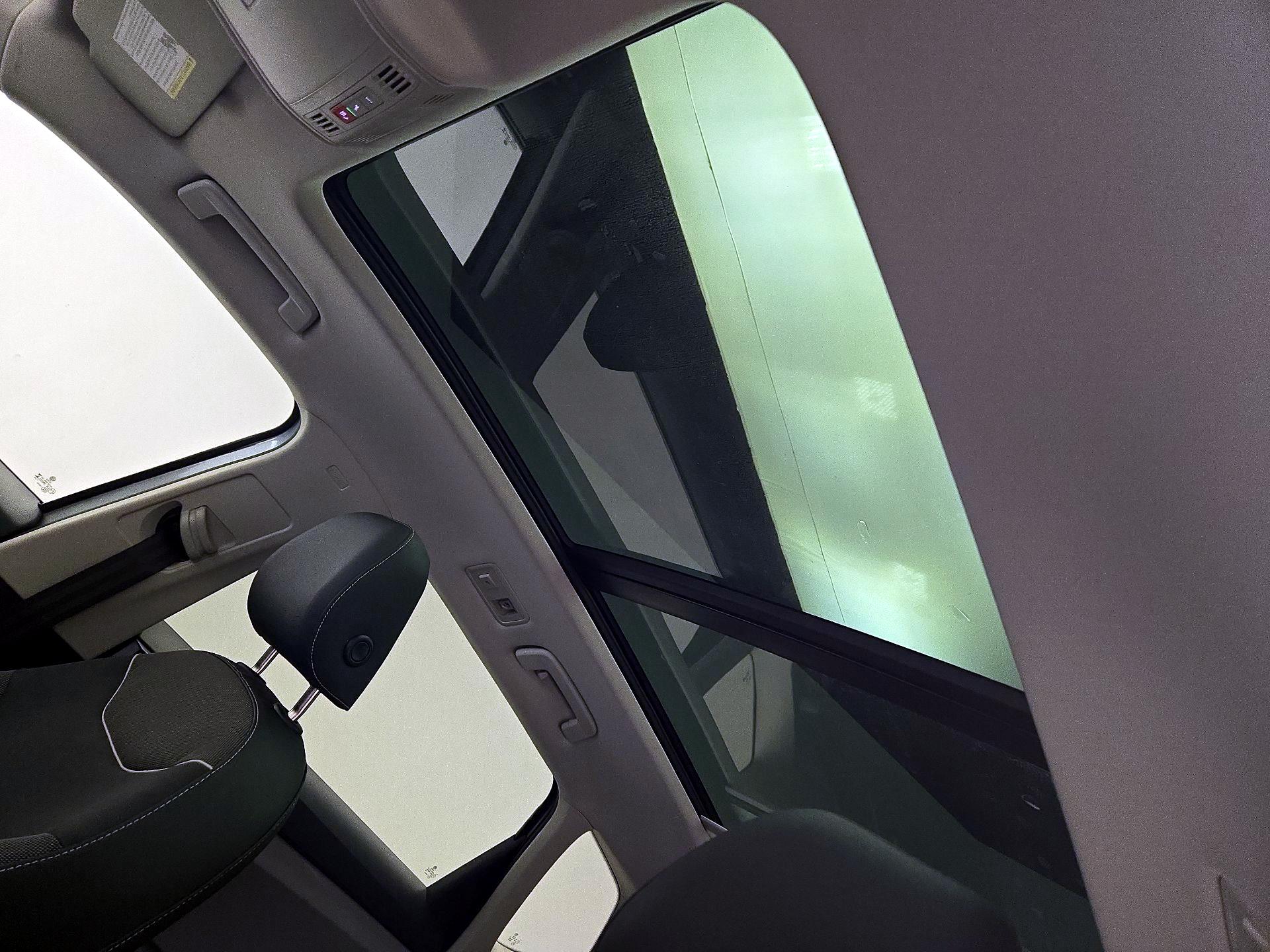 Thumbnail: 2024 Volkswagen Taos - 19