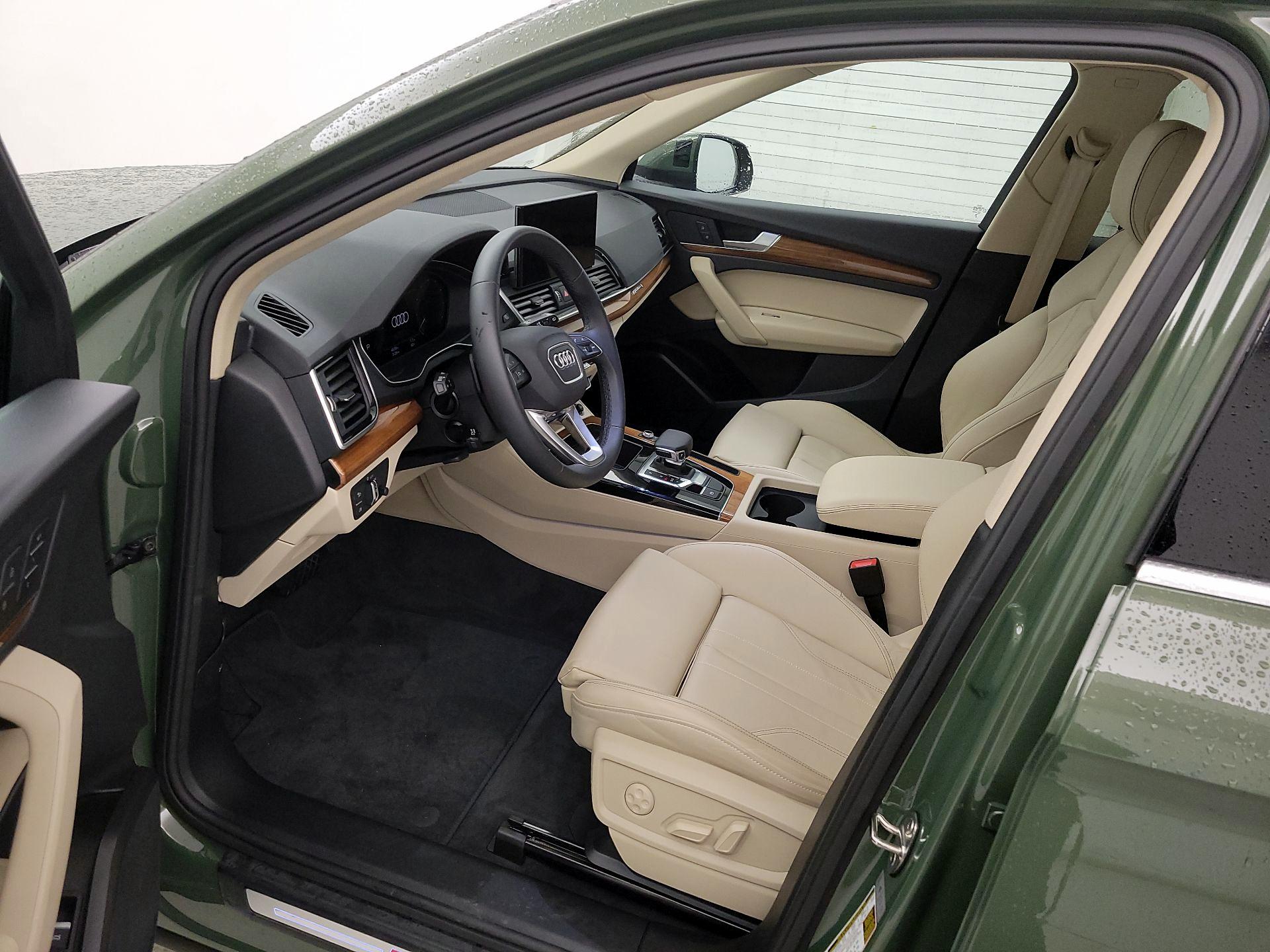 Thumbnail: 2024 Audi Q5 - 11