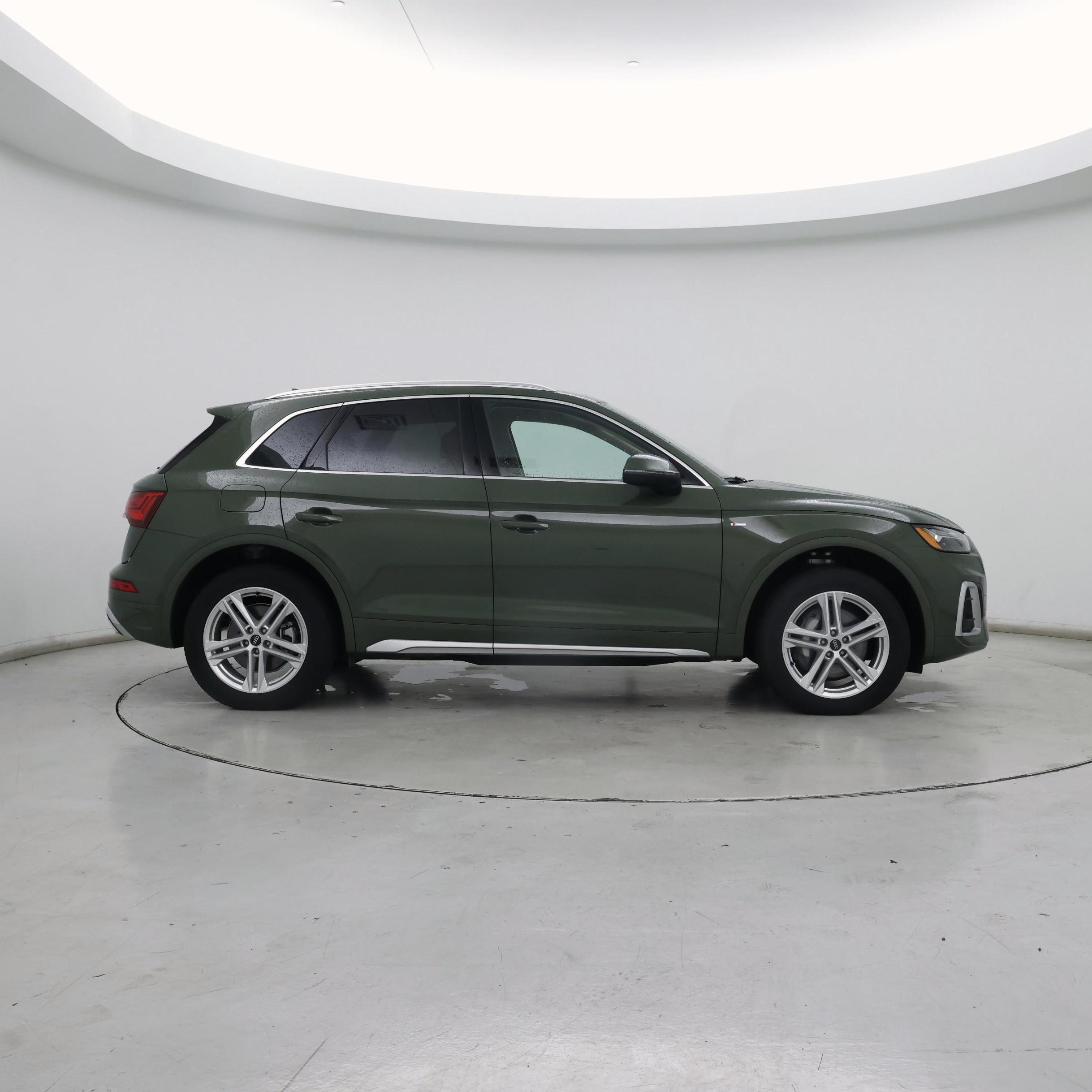 Thumbnail: 2024 Audi Q5 - 7