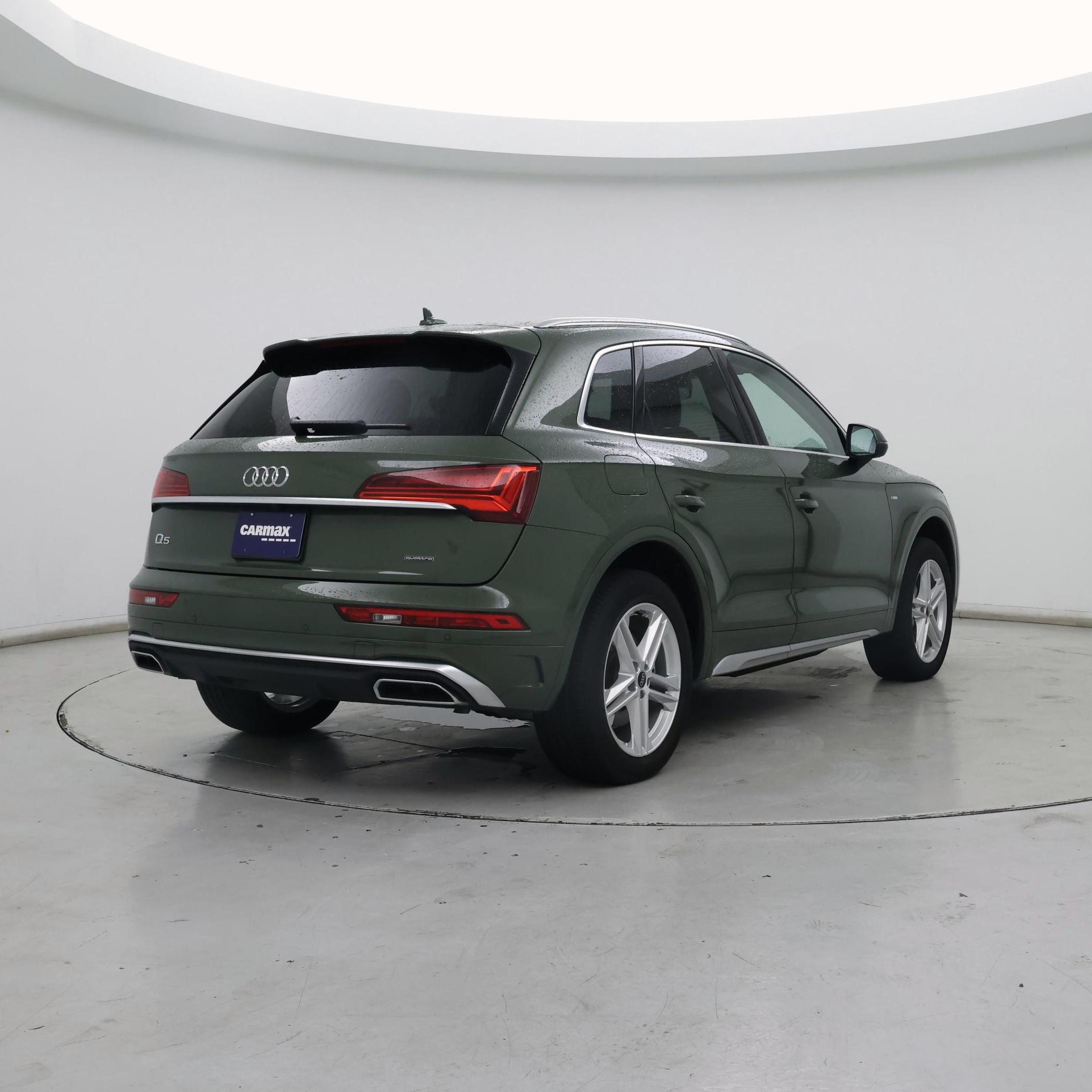 Thumbnail: 2024 Audi Q5 - 8