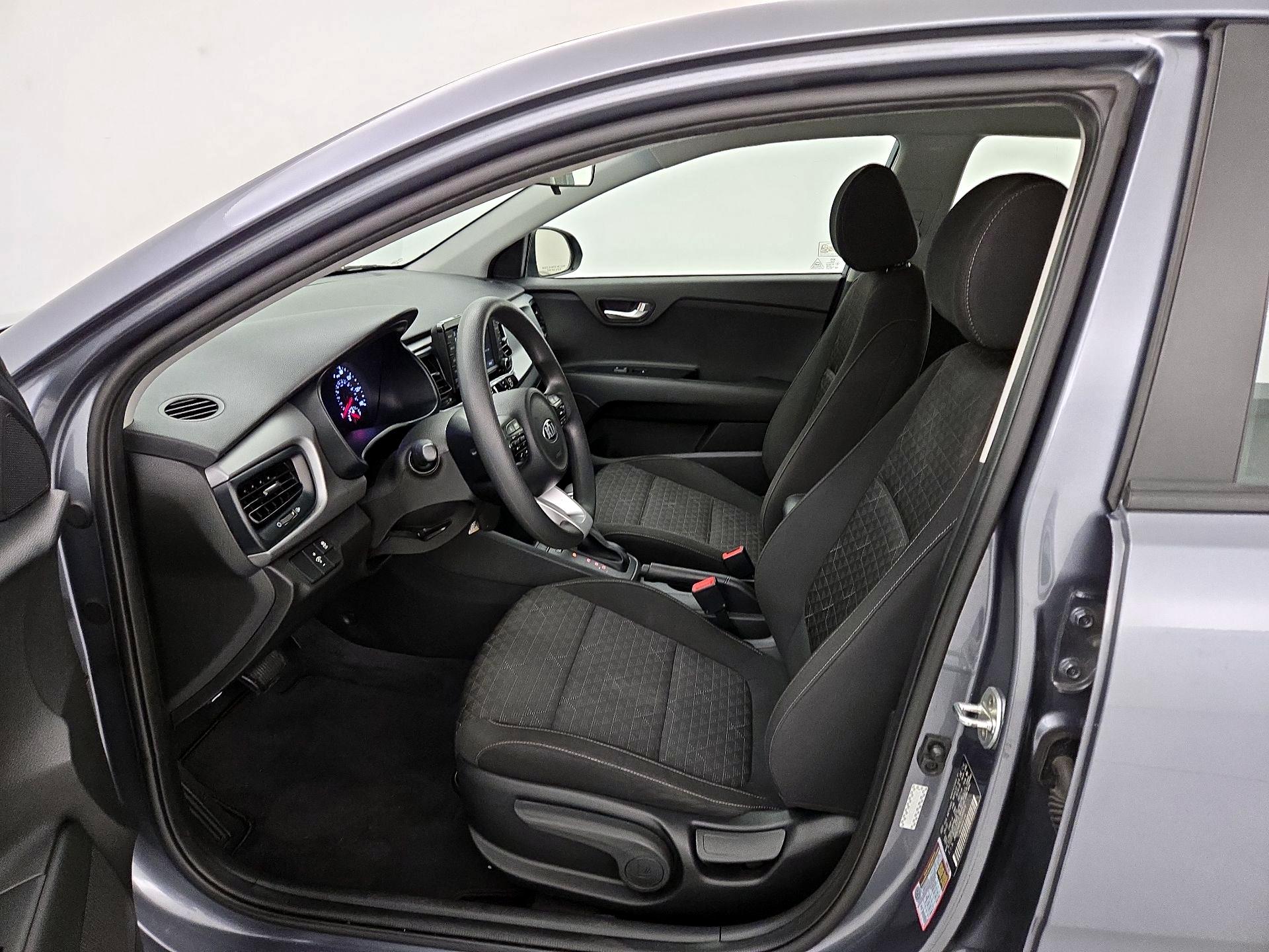 Thumbnail: 2020 Kia Rio5 - 11