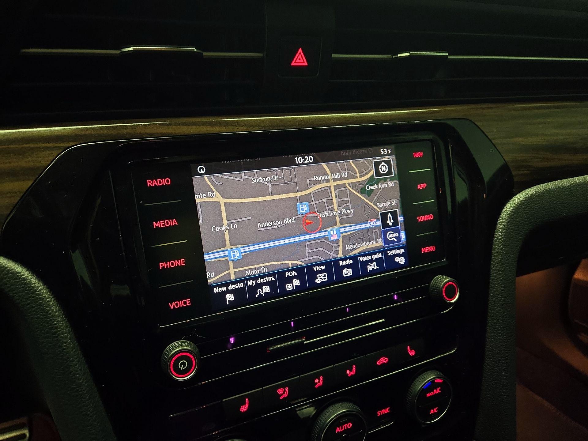 Thumbnail: 2020 Volkswagen Passat - 14