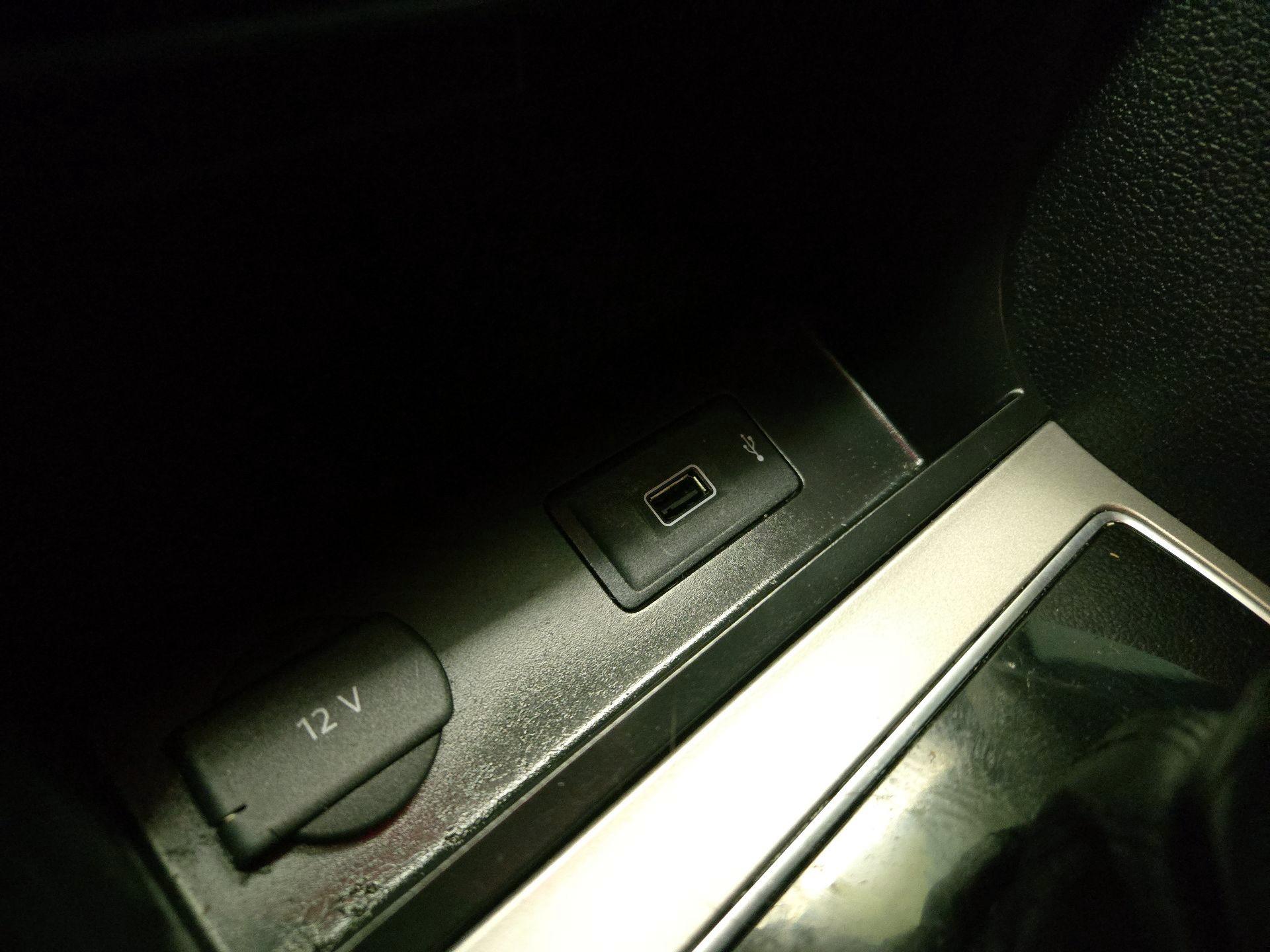 Thumbnail: 2020 Volkswagen Passat - 19