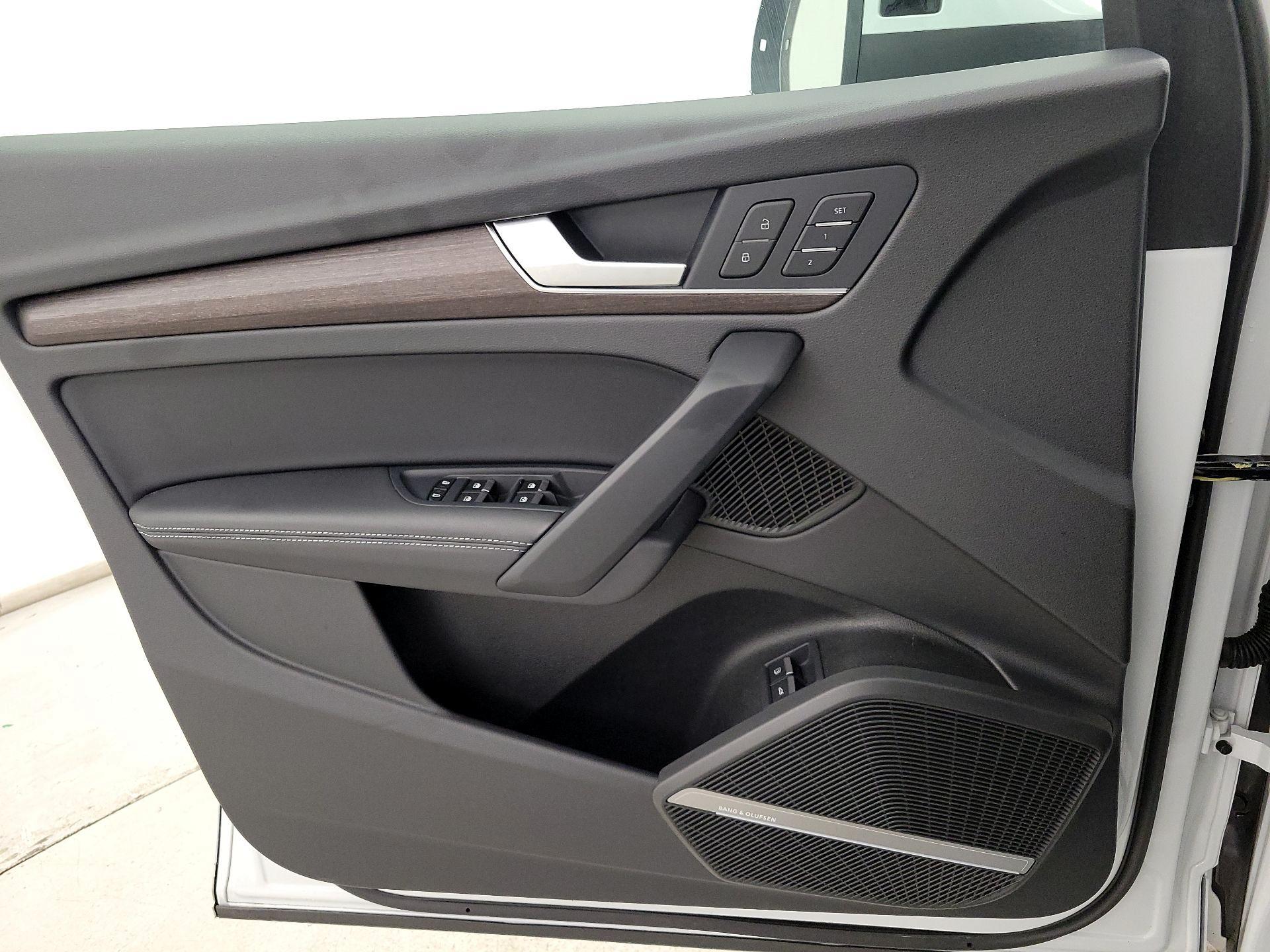 Thumbnail: 2024 Audi Q5 - 12