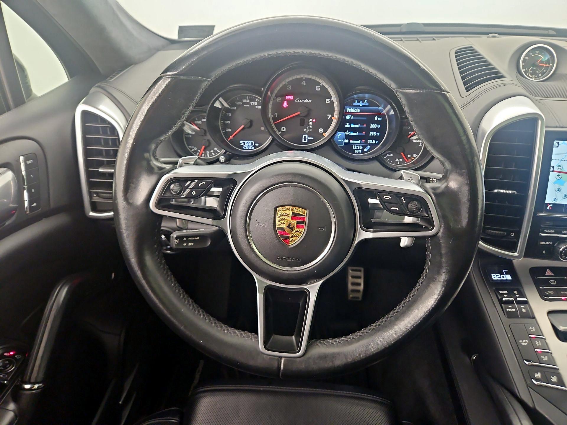 Thumbnail: 2015 Porsche Cayenne - 10