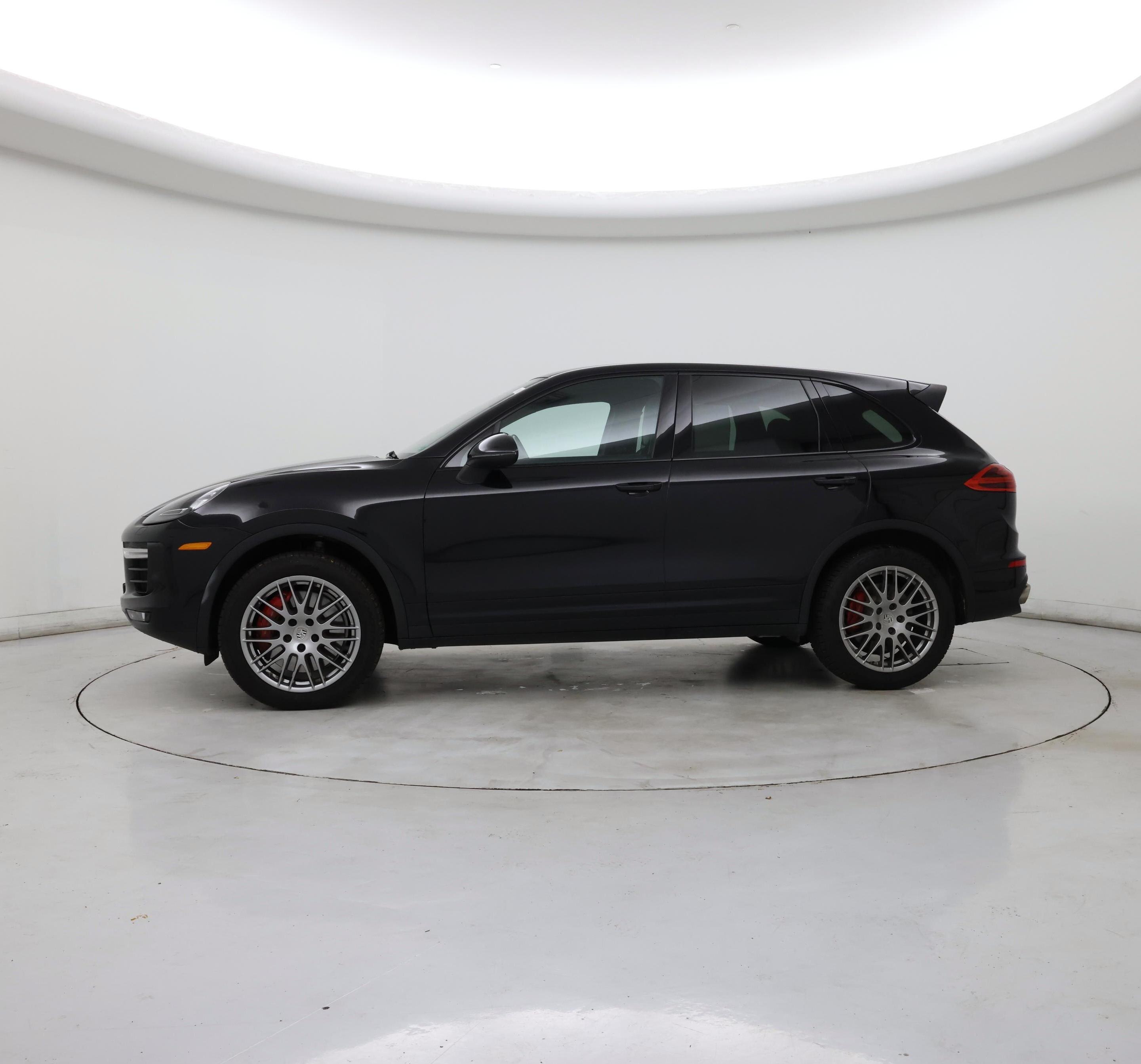 Thumbnail: 2015 Porsche Cayenne - 3