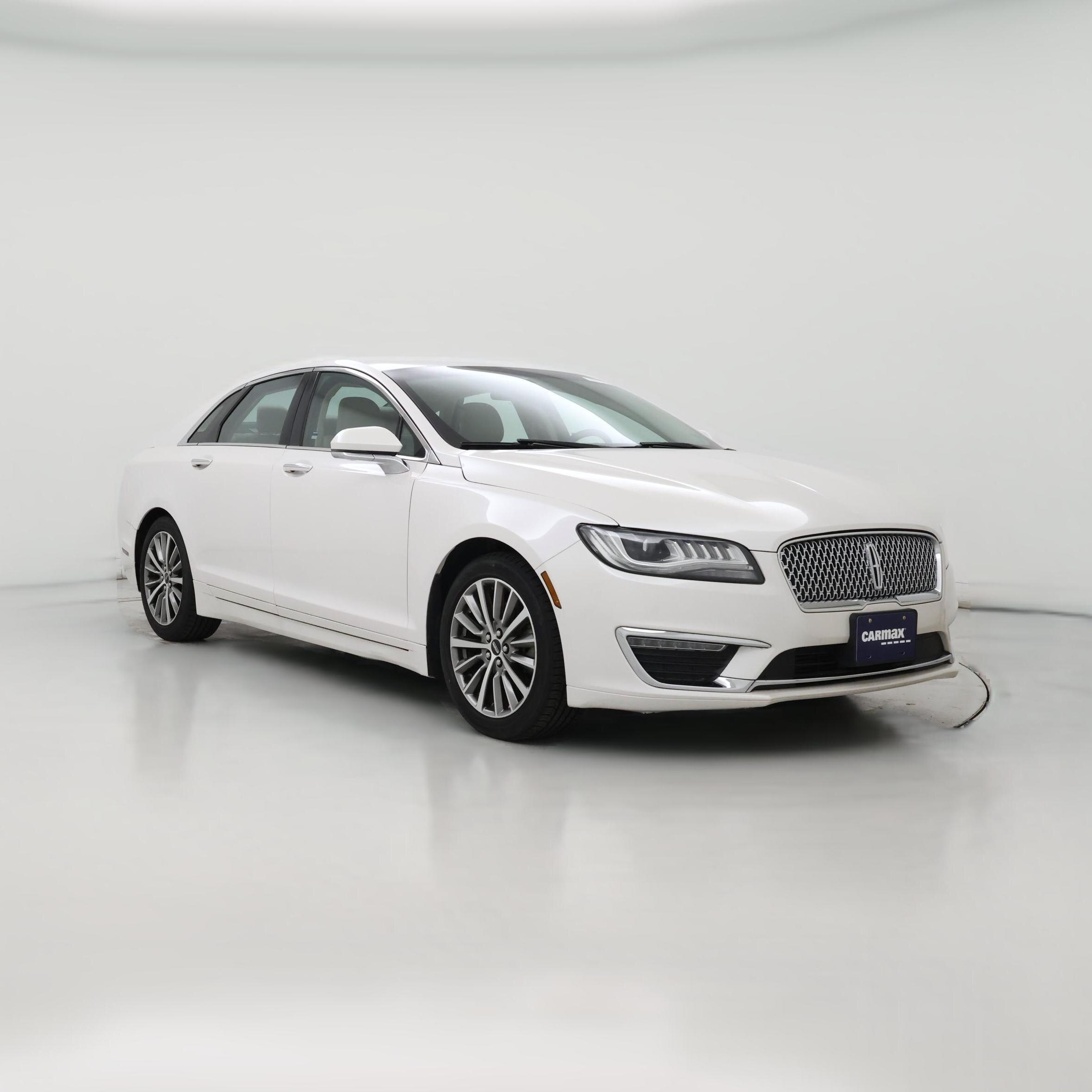 Thumbnail: 2017 Lincoln MKZ - 1