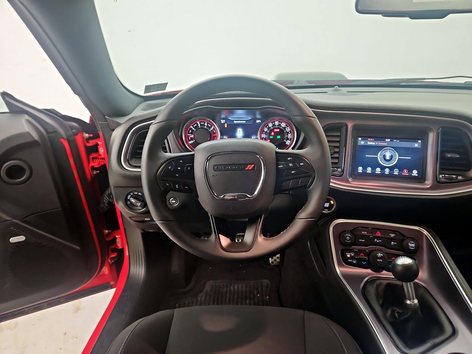 Thumbnail: 2018 Dodge Challenger - 10