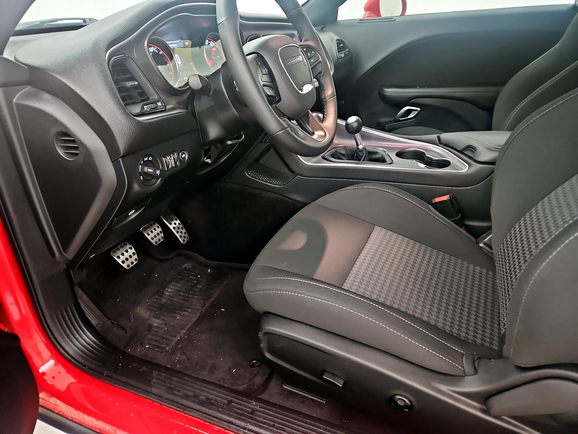 Thumbnail: 2018 Dodge Challenger - 11