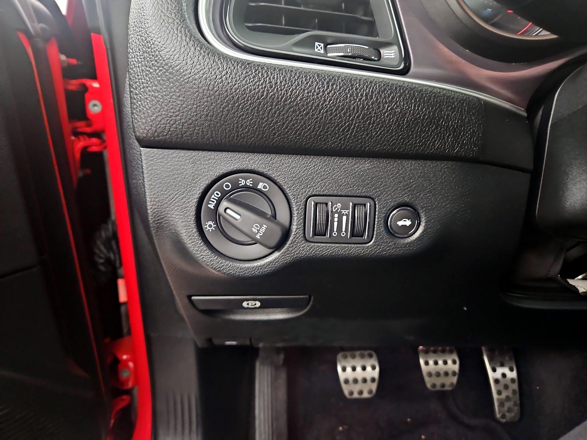 Thumbnail: 2018 Dodge Challenger - 13