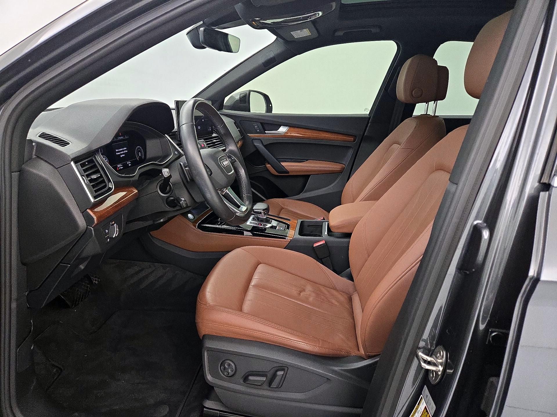 Thumbnail: 2022 Audi Q5 - 11